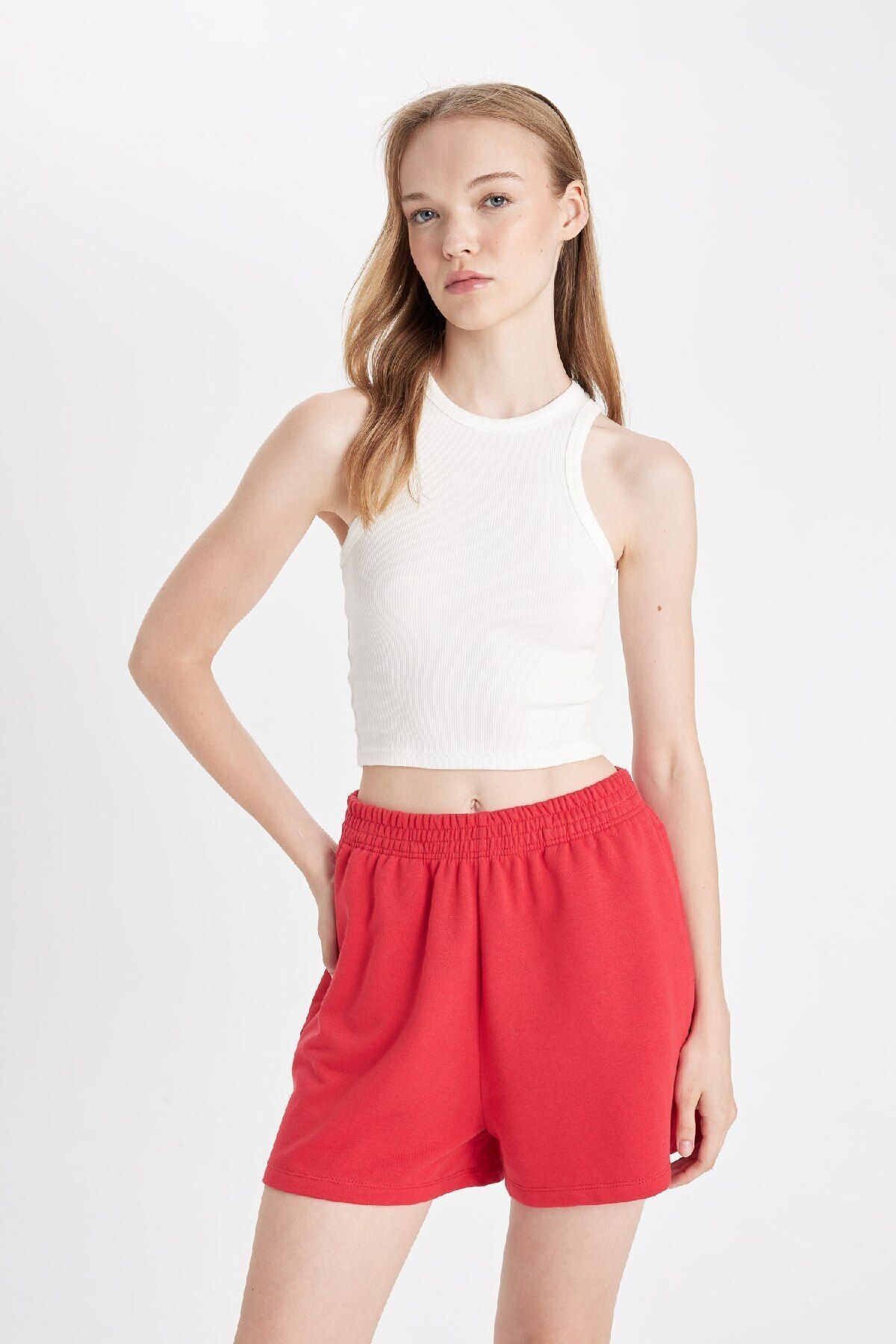 DeFacto-Regular Fit Elastic Waist Basic Straight Shorts Z5071Az24Sm 3
