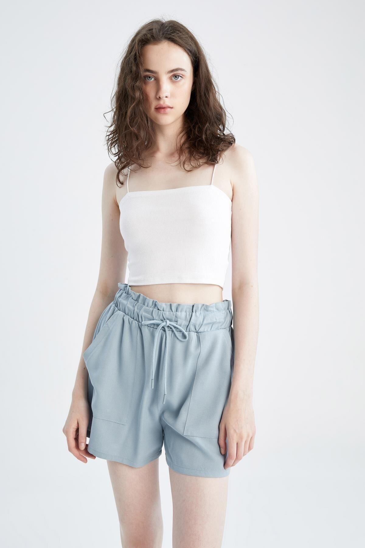 DeFacto-Regular Fit Lace-Up Waist Basic Plain Viscose Shorts X4721Az22Sm 4
