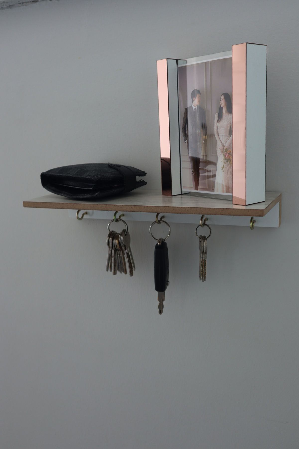 HSN DECOR Dekoratif ahşap askılı duvar rafı, raflı anahtarlık panosu