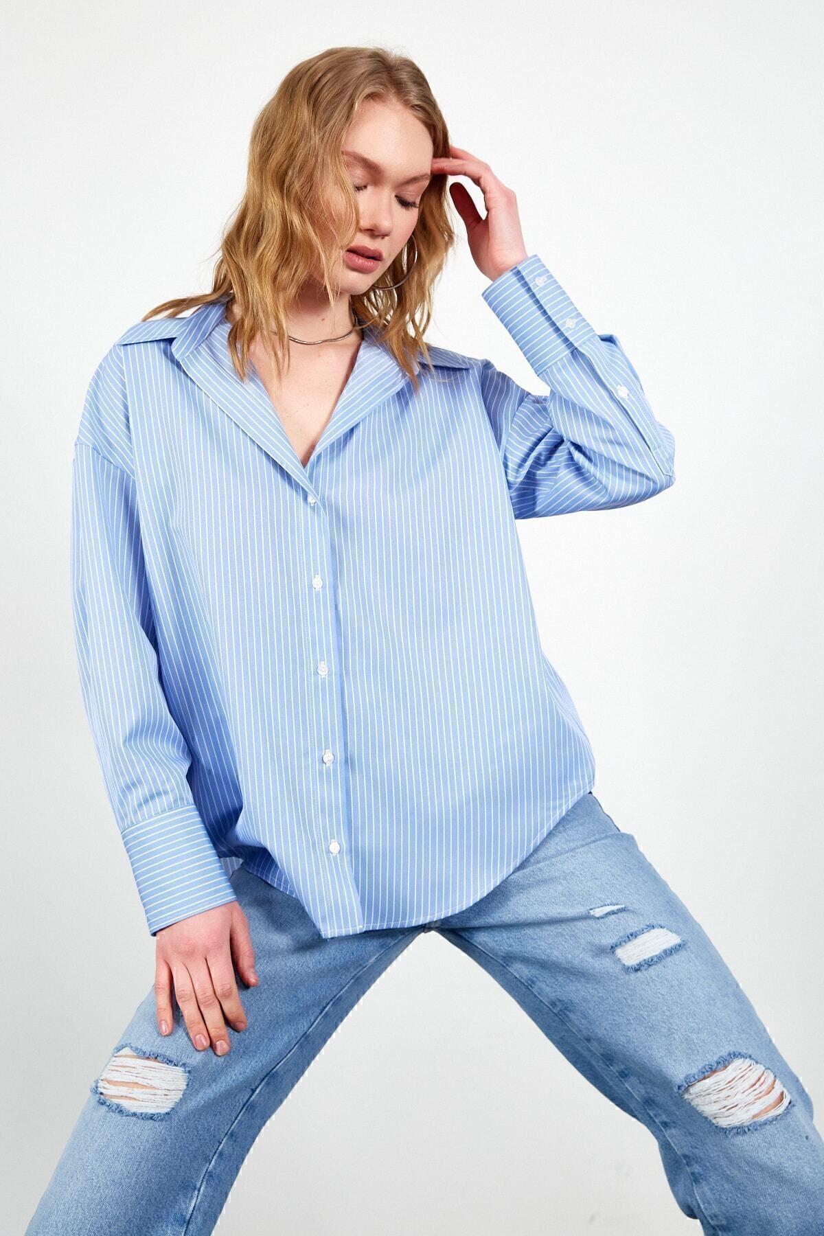 Mavi Ince Çizgili Pamuk Saten Oversize Rahat Kalıp Kadın Basic Gömlek | Ek334864-7432
