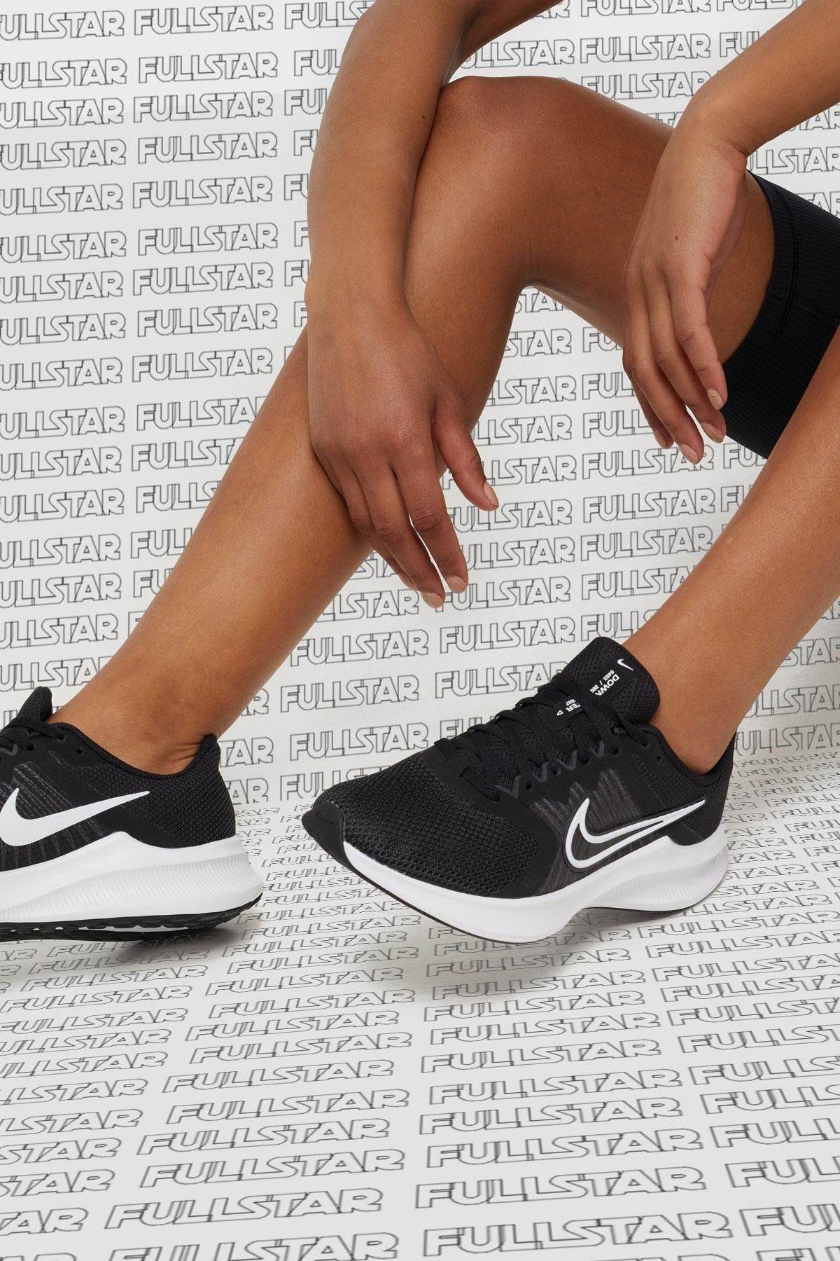 کفش پیاده روی مشکی مردانه Downshifter 11 رانینگ های سیاه Nike