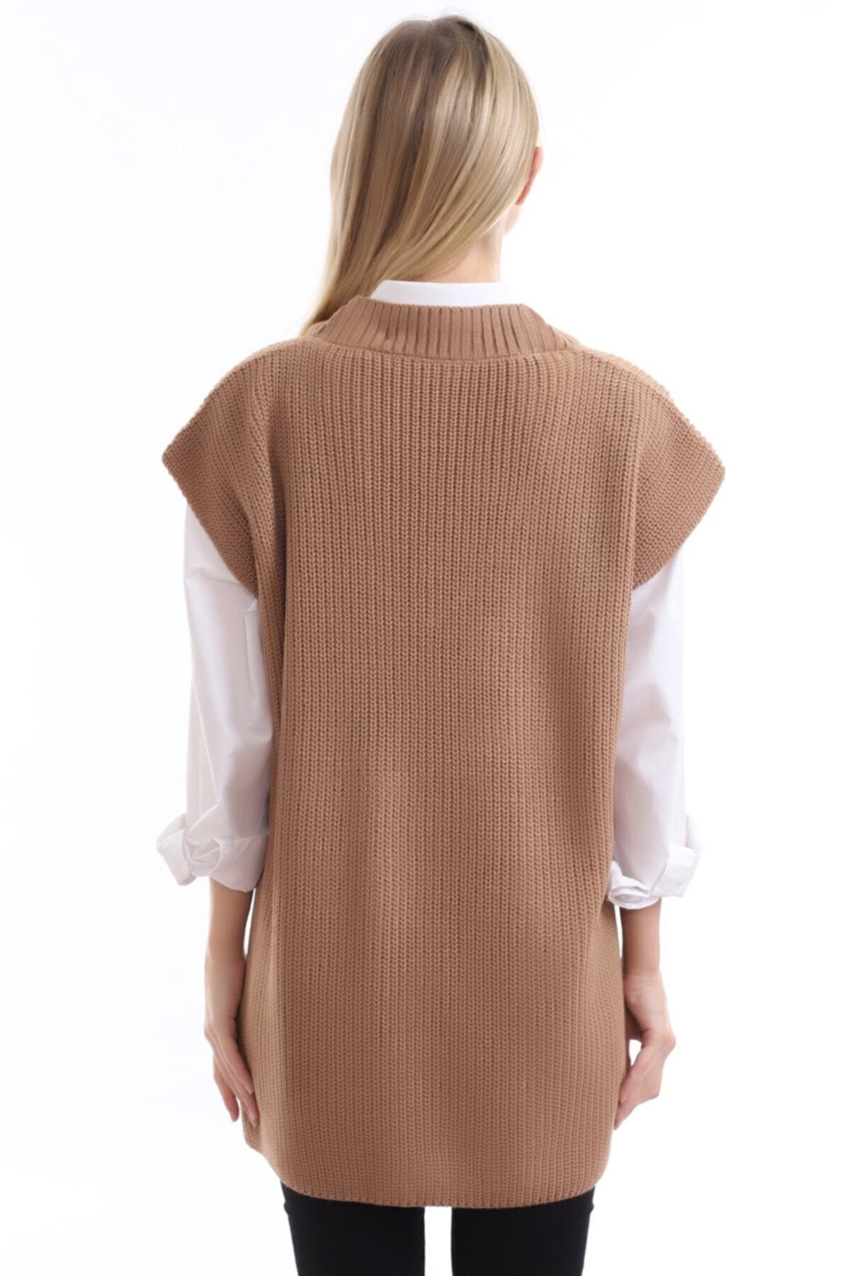 Kadın V Yaka Yırtmaçlı Triko Süveter Kahve Oversize - Görsel 6