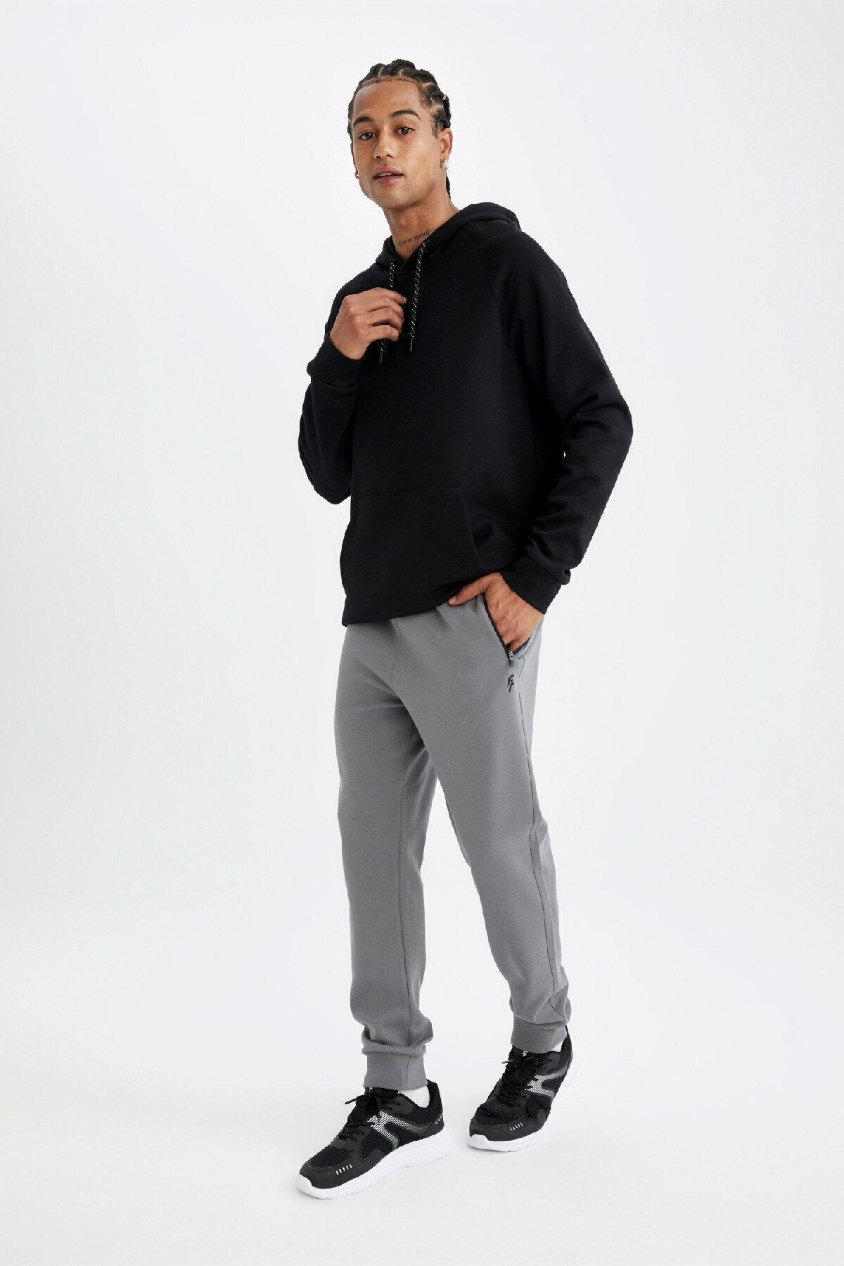 Fit Sporcu Jogger Eşofman Altı Slim Fit Dar Kesim Beli Paçası Lastikli Cepli Basic Düz
