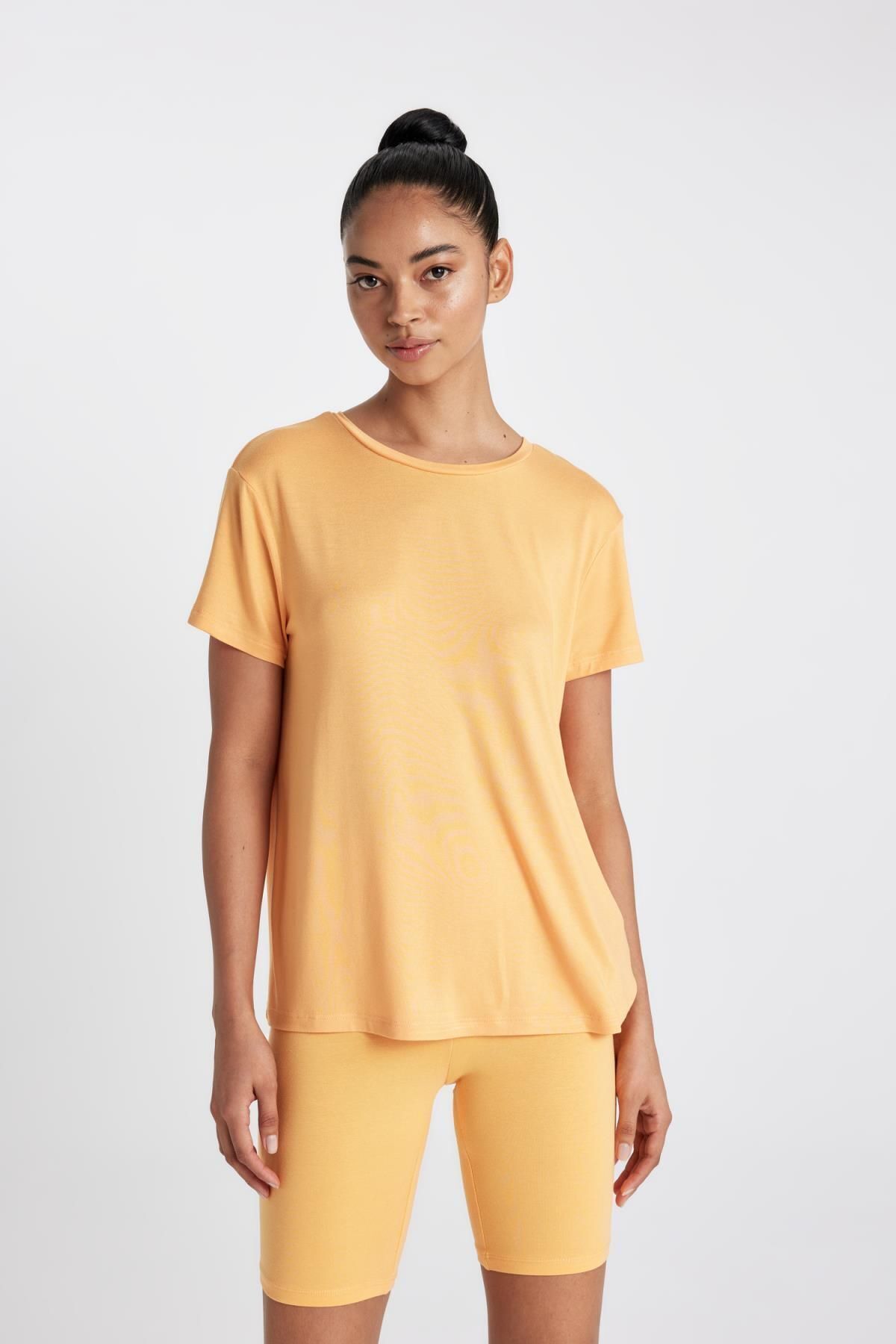 DeFacto Tricou De Bază Pentru Atlet Cu Gât Crew - Mânecă Scurtă Solidă, Potrivire Standard D1904ax24hs Femeie - L
