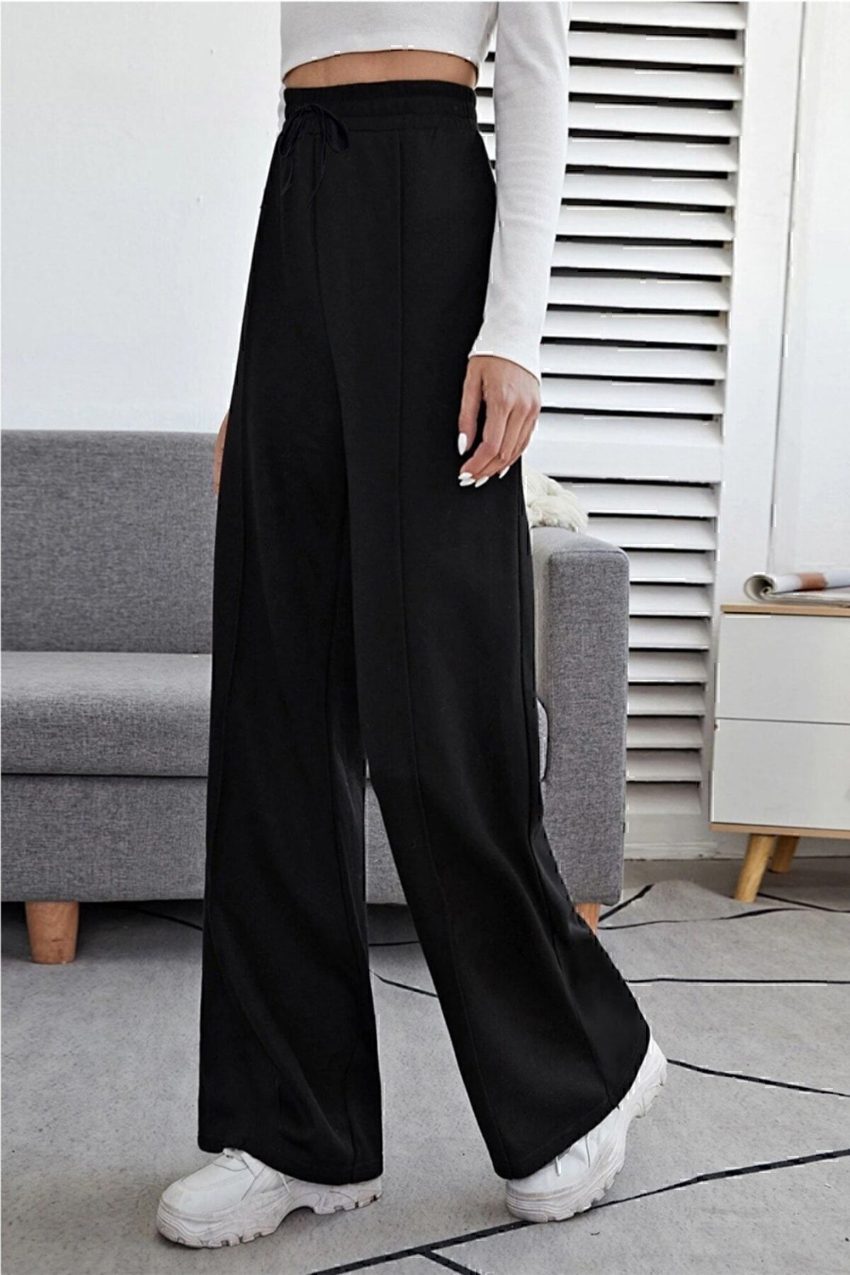 https://cdn.dsmcdn.com/ty1552/product/media/images/ty1553/prod/QC/20240917/13/33c539af-a232-3e7e-a74d-b5e1acb7966d/1_org_zoom.jpg