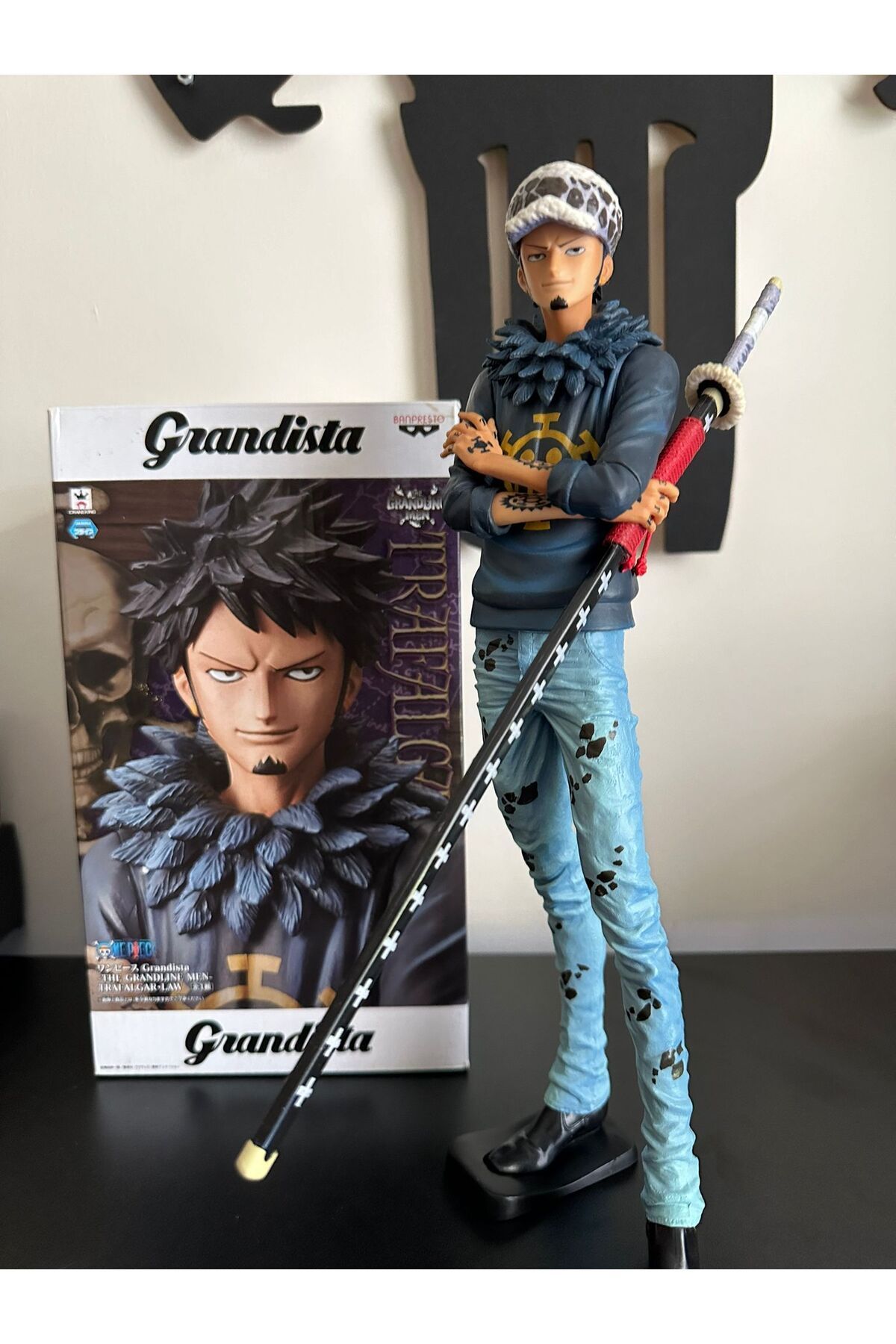 Amazon.com: BanPresto - One Piece - Grandista Nero - Trafalgar Law Statue :  Toys & Games