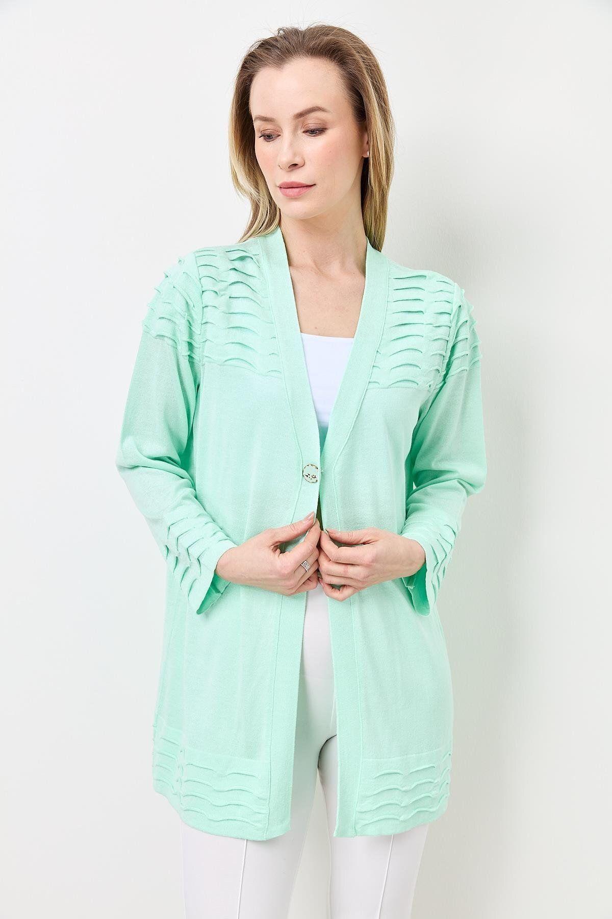 Two Mail-Cardigan - Green - Oversize 1