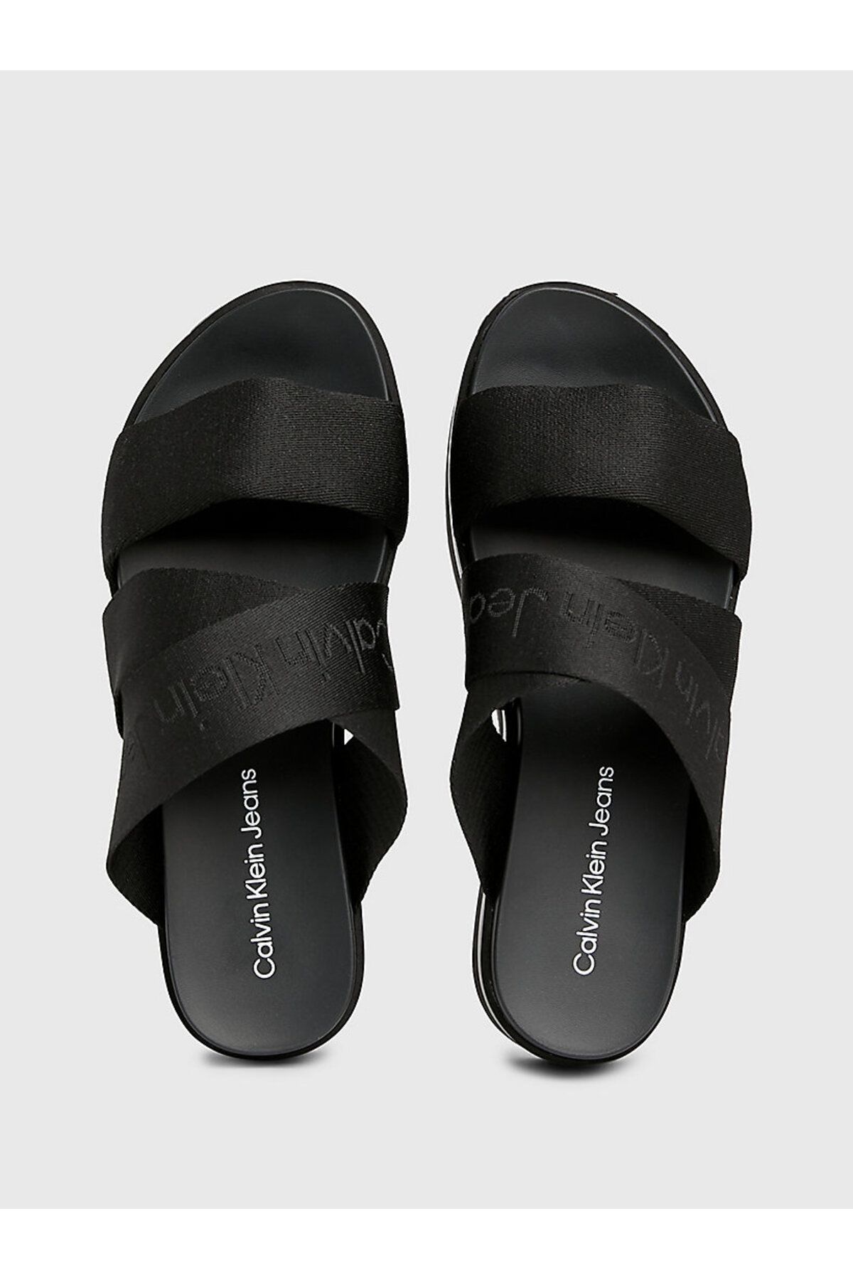 صندل سیاه زنانه تزیینات Flatform در MR Calvin Klein