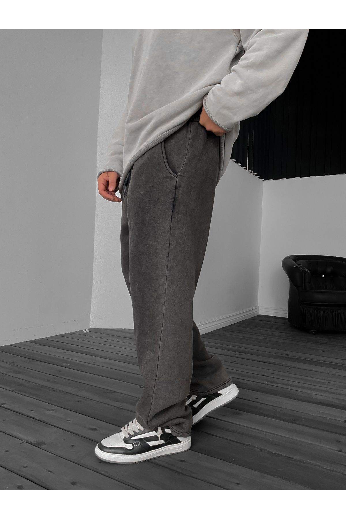 BYBASICMAN-Black Pipe Leg Washed Sweatpants B-3053/3003 6