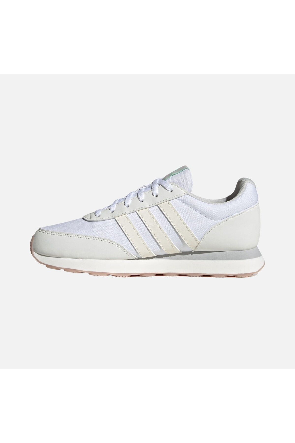 اسنیکر سفید زنانه کفش های رانینگ در سبک زندگی 60s 3.0 را کنید HP2252 adidas