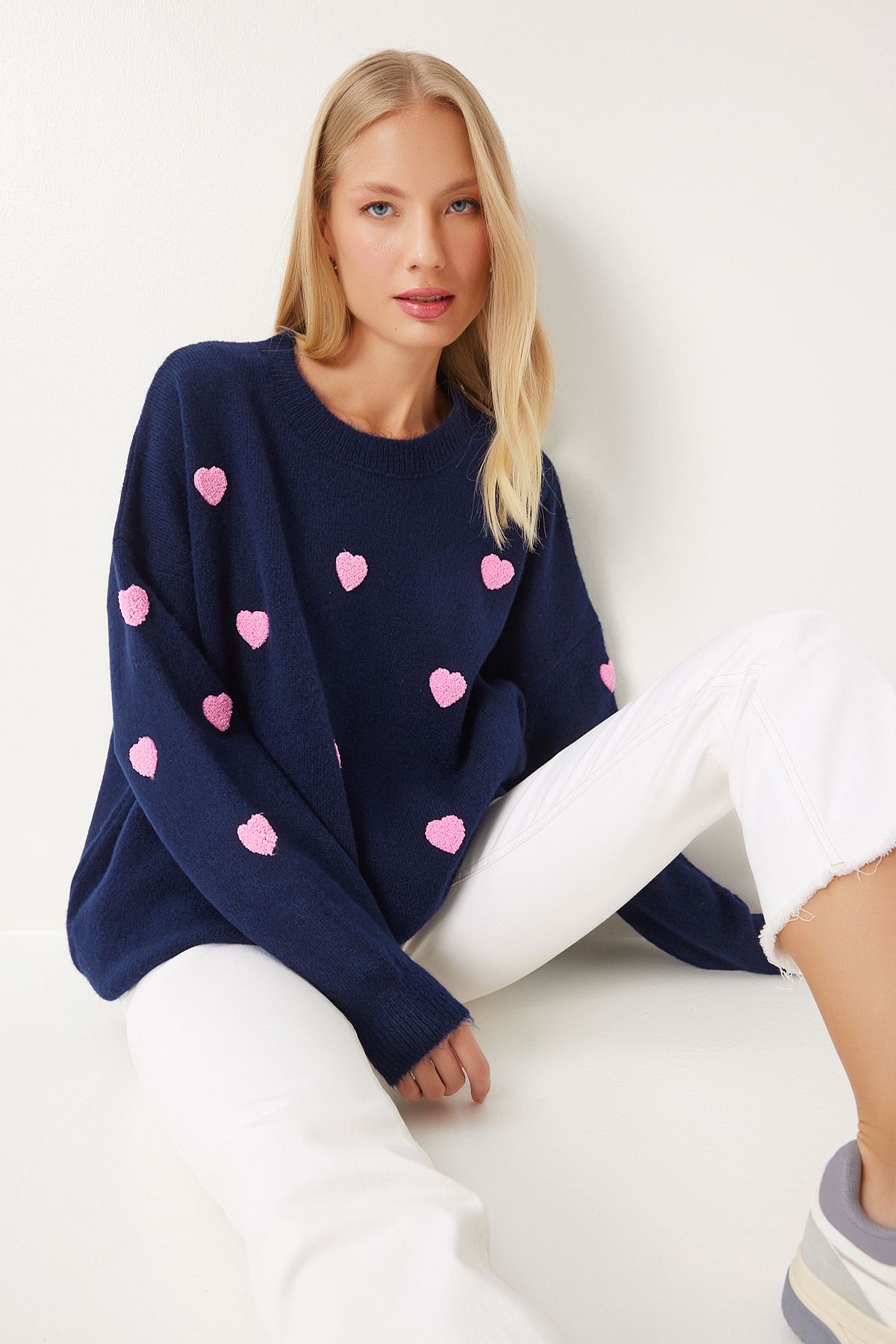 Happiness İstanbul Pulover De Tricotaj Oversize Bleumarin - Textura Inimă, Pf00088 Femeie - Single Dimension