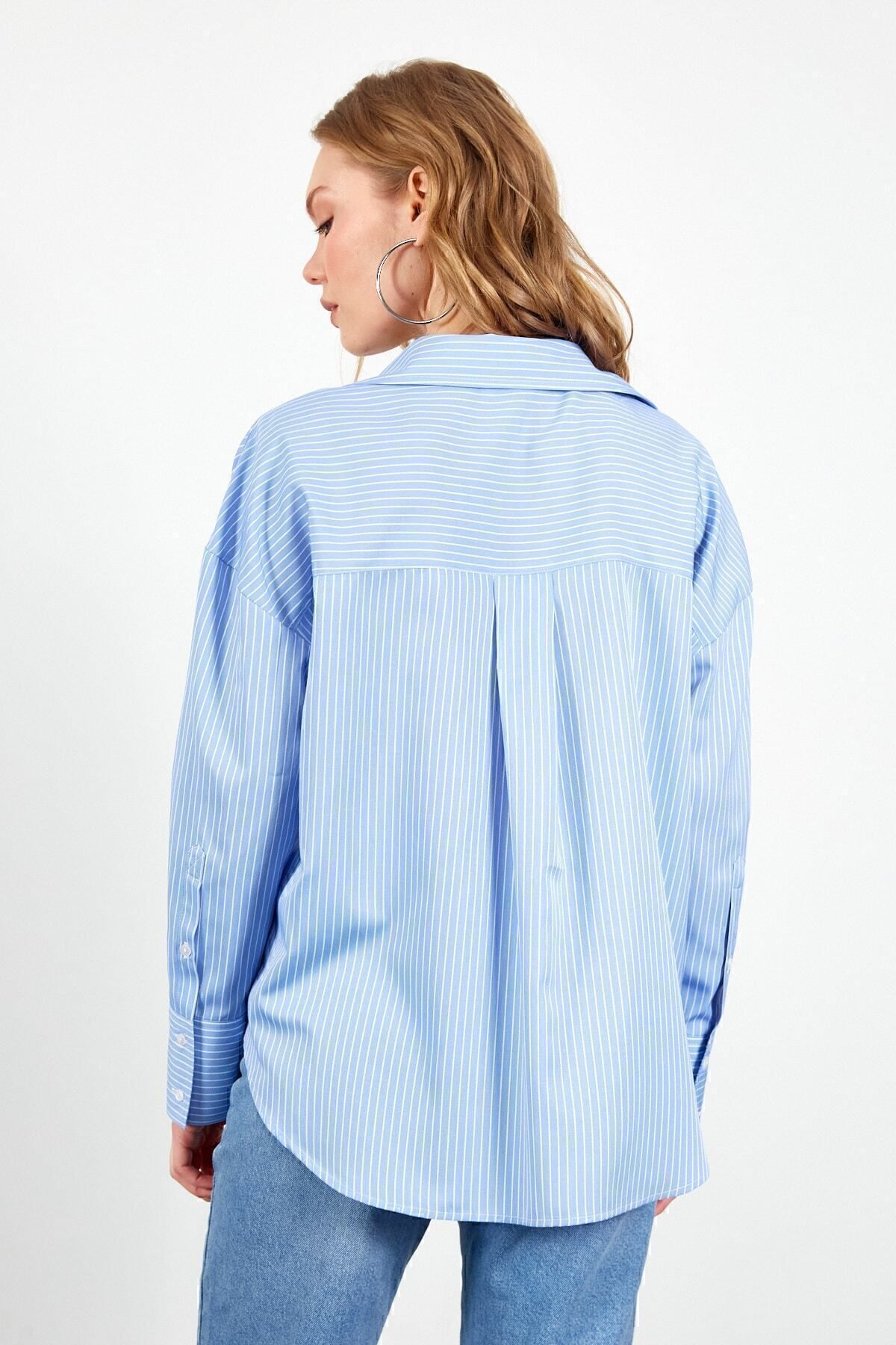 Mavi Ince Çizgili Pamuk Saten Oversize Rahat Kalıp Kadın Basic Gömlek | Ek334864-7432