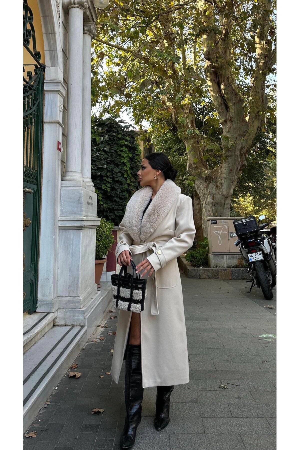 ZARİFTREND  Brenda Kürk Yaka Kaşe Kaban - Görsel 3