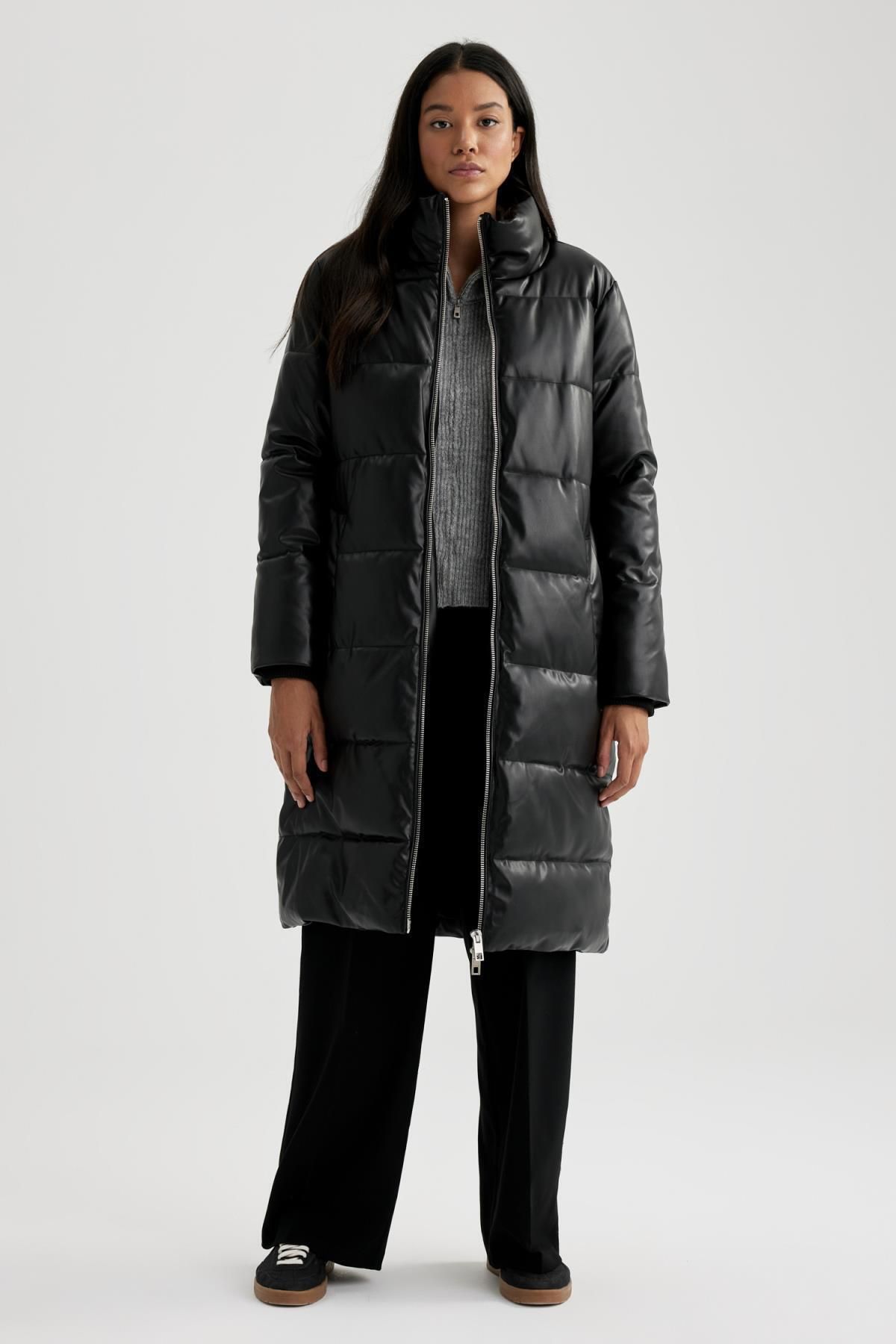 complete the look image