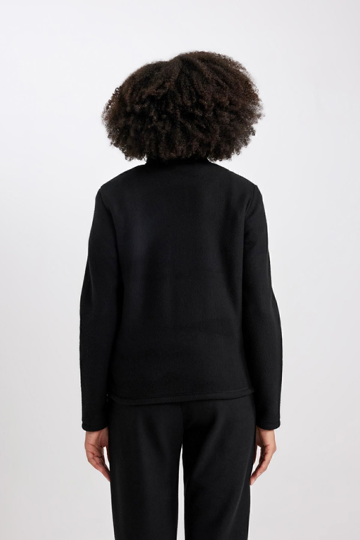 DeFacto-Bedrucktes Fleece-Sweatshirt mit Reißverschlusskragen und Standardpassform A4501ax23wn 8