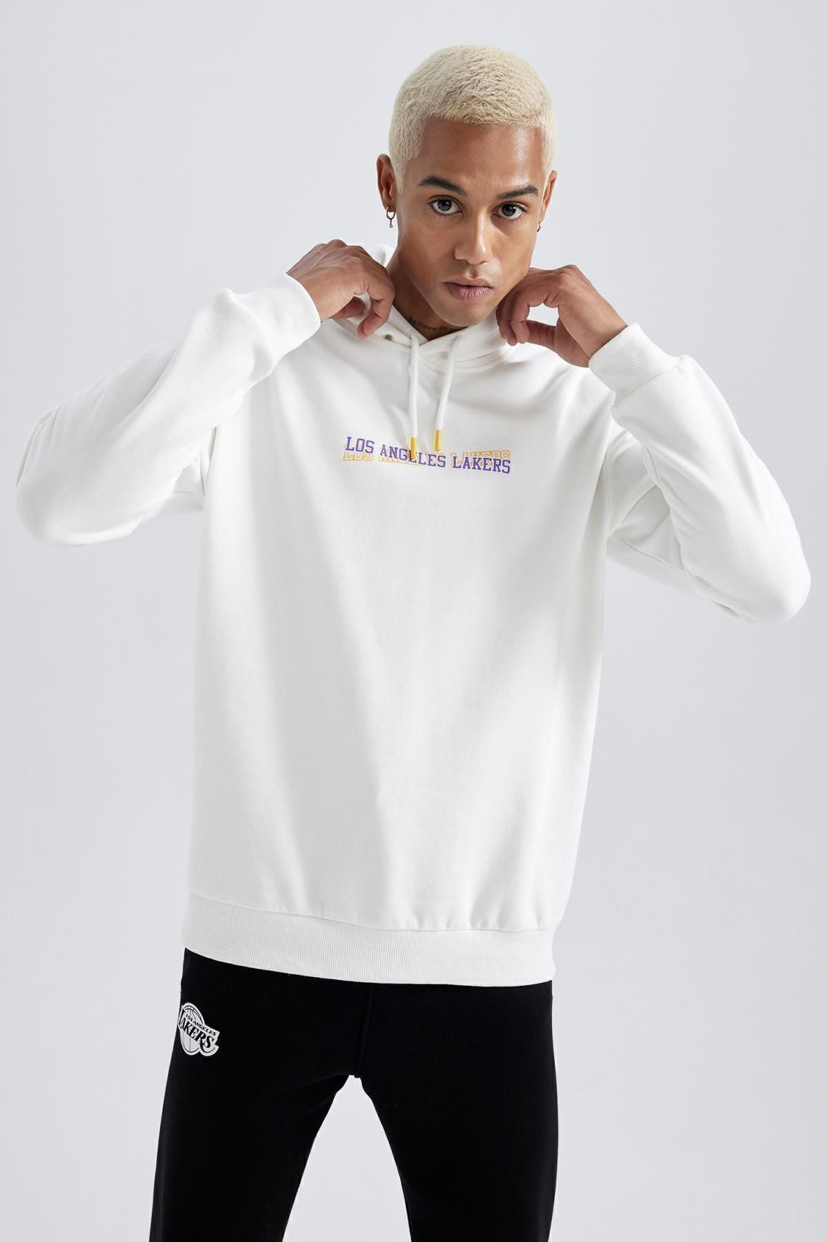 Defacto Fit Nba Los Angeles Lakers Standart Fit Kapu onlu Kal n Sweatshirt A9840ax23wn Fiyat Yorumlar Trendyol