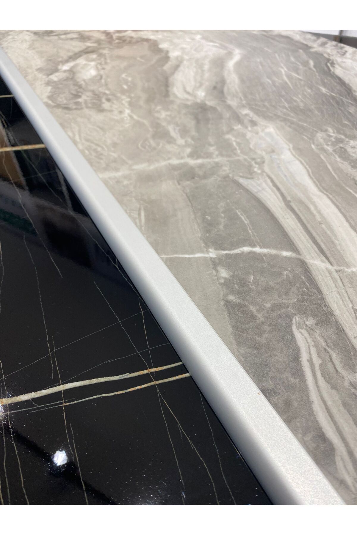 Aluminum Oval U 8 mm Parquet Finish Profile Moulding 90 cm