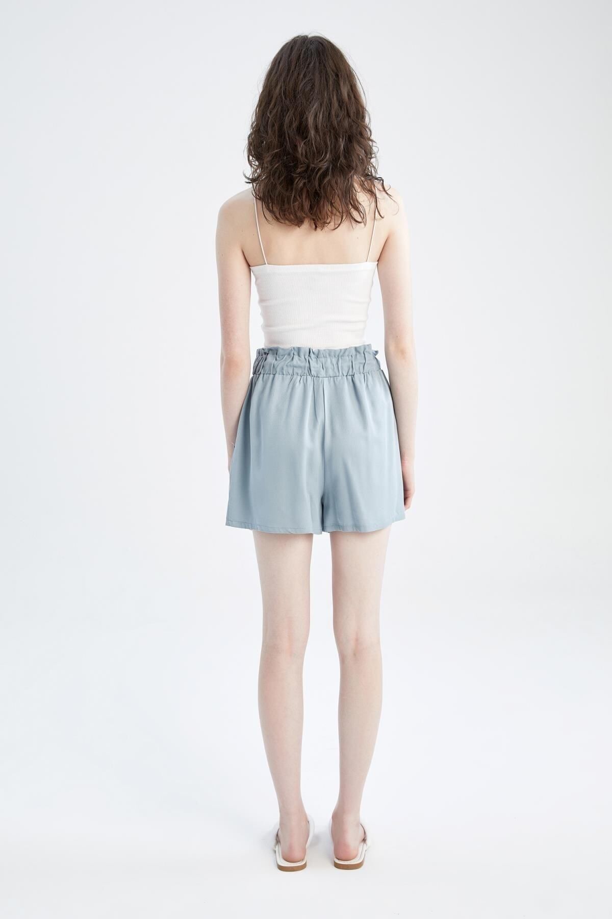 DeFacto-Regular Fit Lace-Up Waist Basic Plain Viscose Shorts X4721Az22Sm 6
