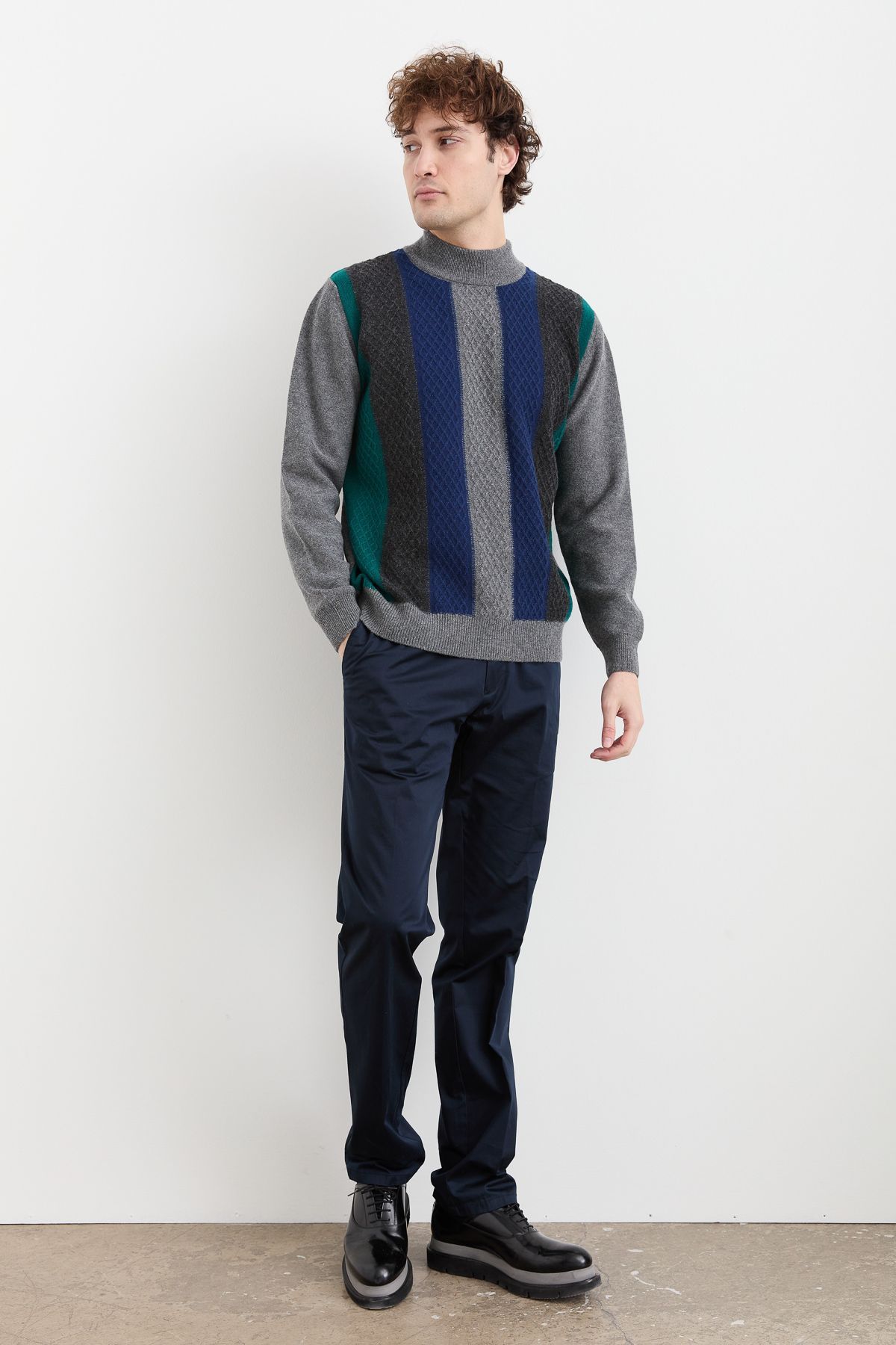 complete the look image