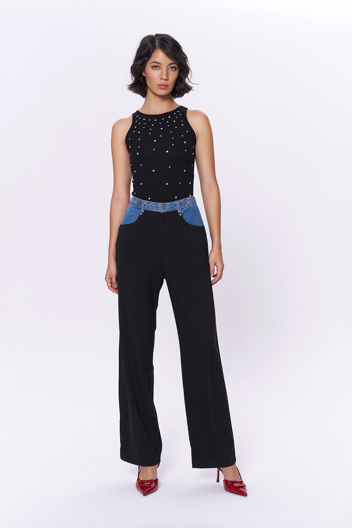 complete the look image
