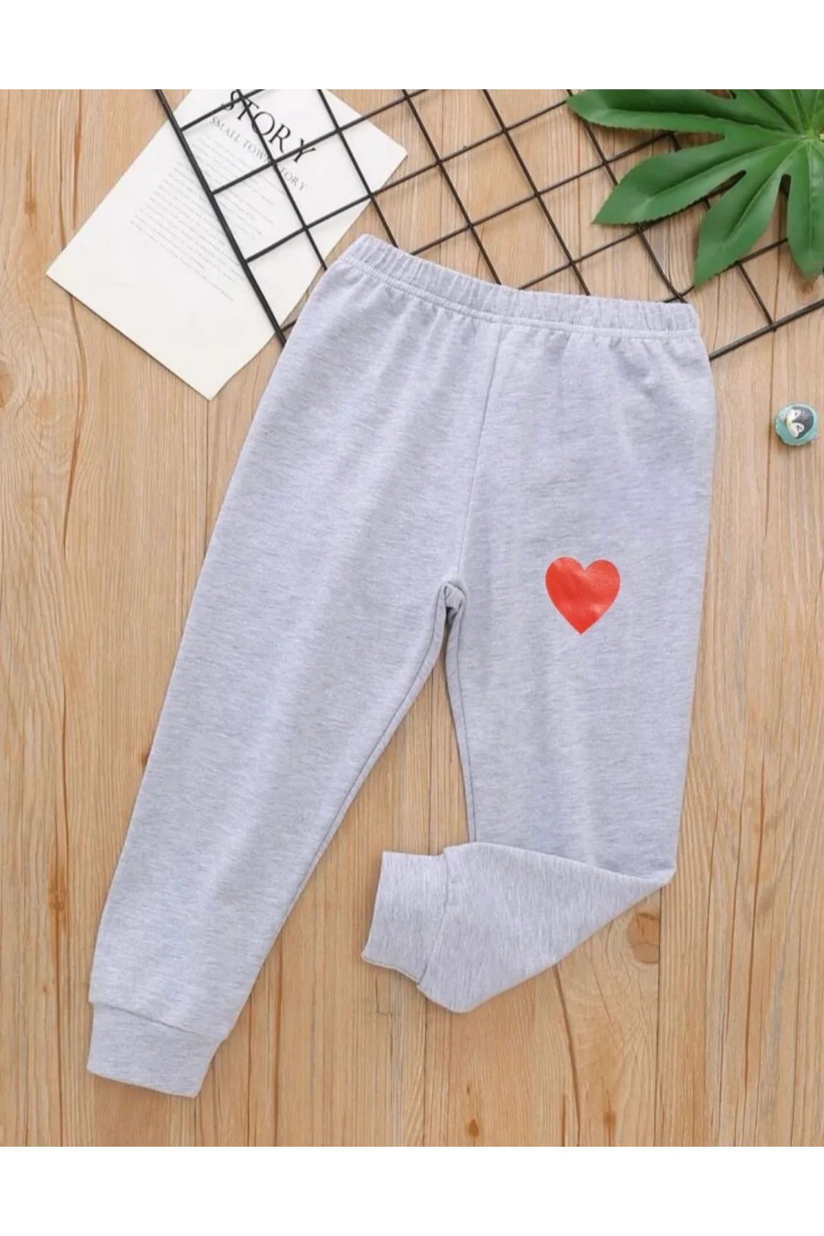 My Blog Red Heart Printed Children s Sweatpants Gray Trendyol