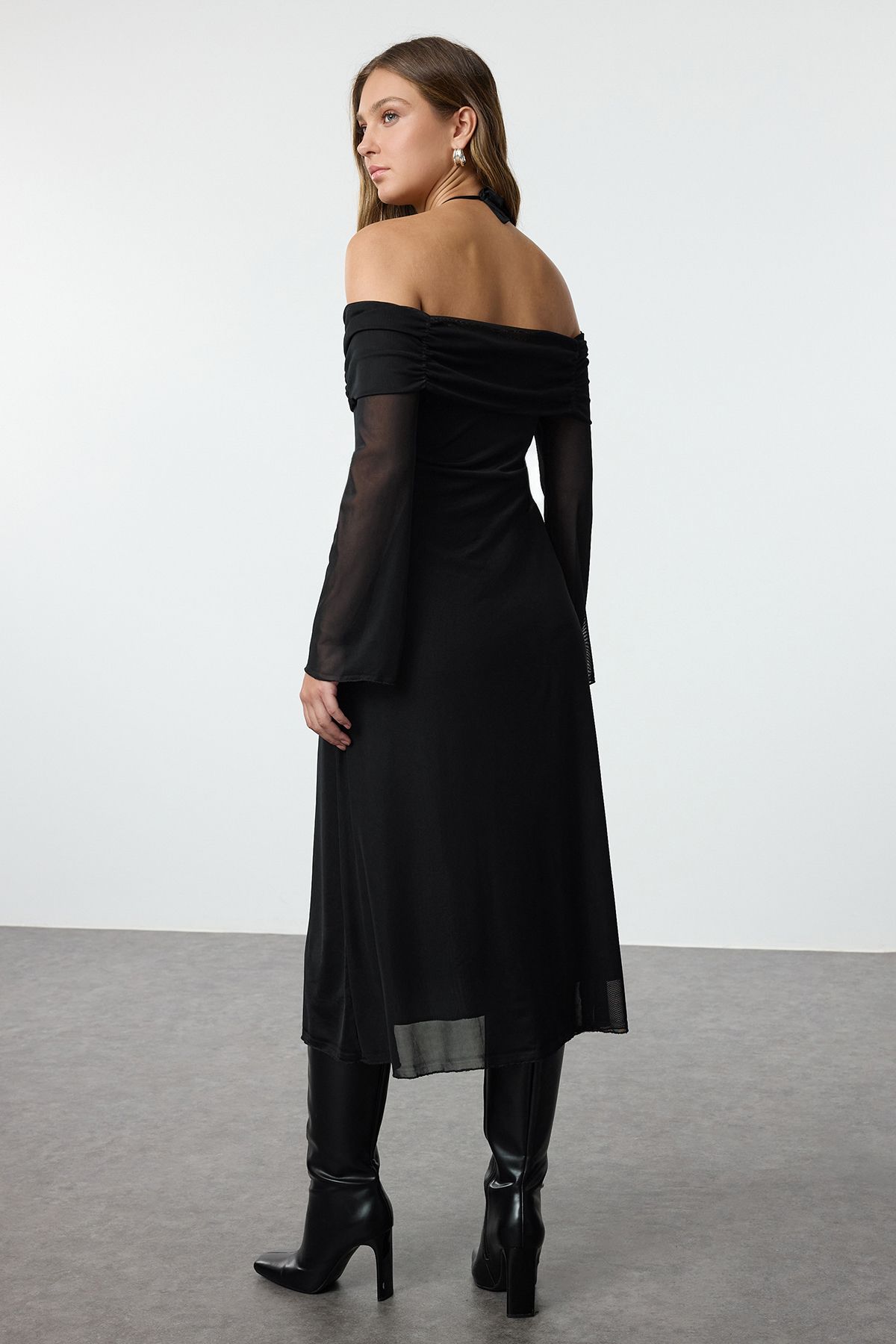 Trendyol Collection-Sukienka dzianinowa midi - czarna, proste sznurowanie, Twoaw25el00362 5