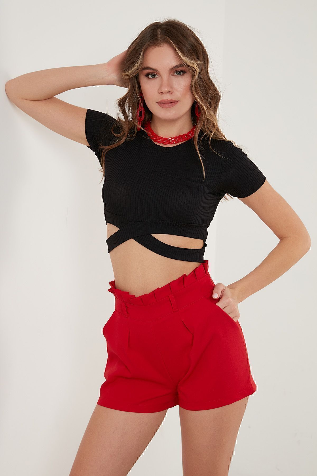 Lela-Short Sleeve Slim Fit Crop Blouse Blouse with Ribbed Waist Detail5864211 7