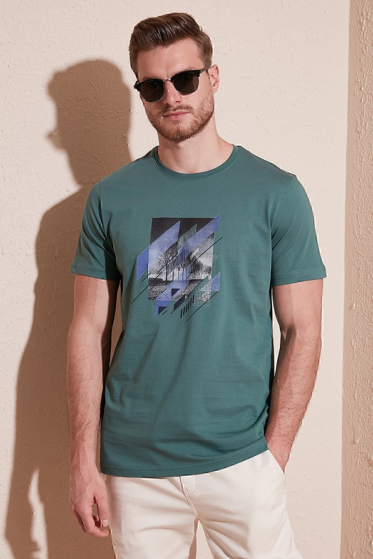 تیشرت مردانه سبز بوراتی | 646B3890 اورجینال - تصویر 2