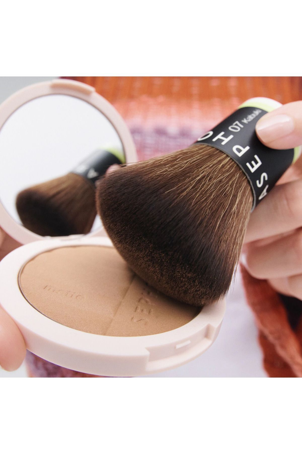 SEPHORA-07 Kabuki Brush - Rezultat de aplicare intuitiv fără cusur 4