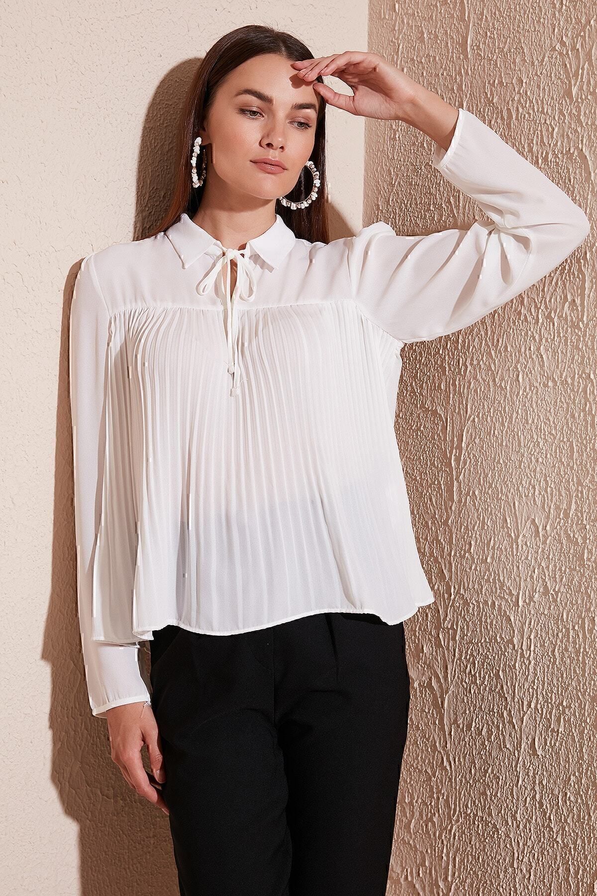 Lela-Tie Detailed Pleated Blouse Blouse 611fb0963 2