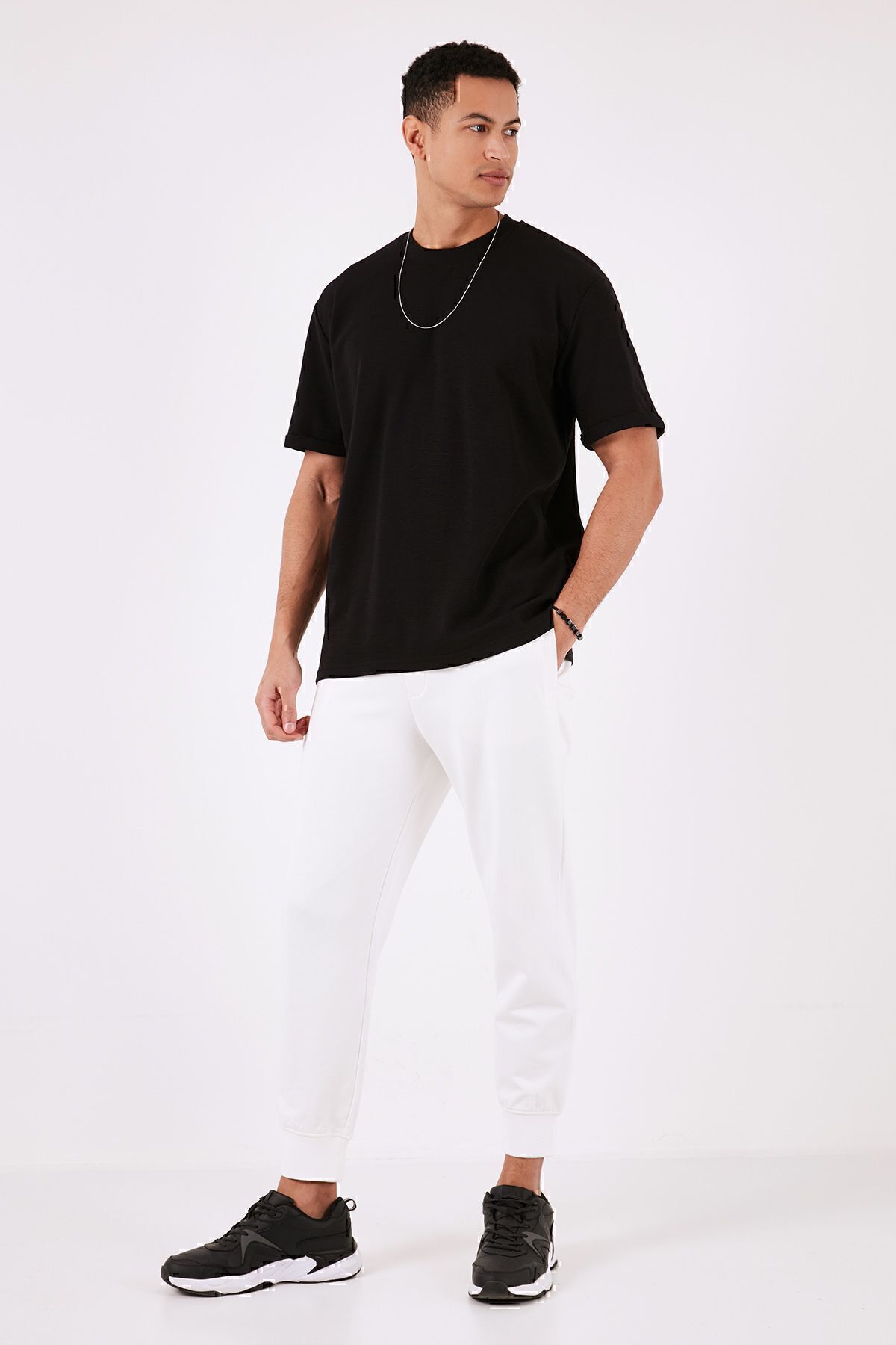 تیشرت مردانه مشکی بوراتی | 5902731 اورجینال - تصویر 4