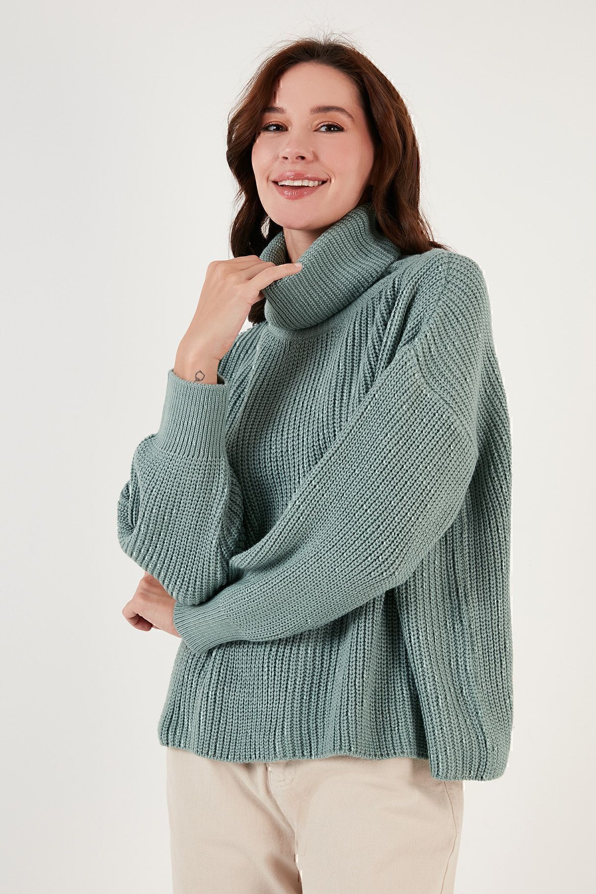 Lela-Turtleneck Oversize Knitted Pullover Sweater 4616001 3