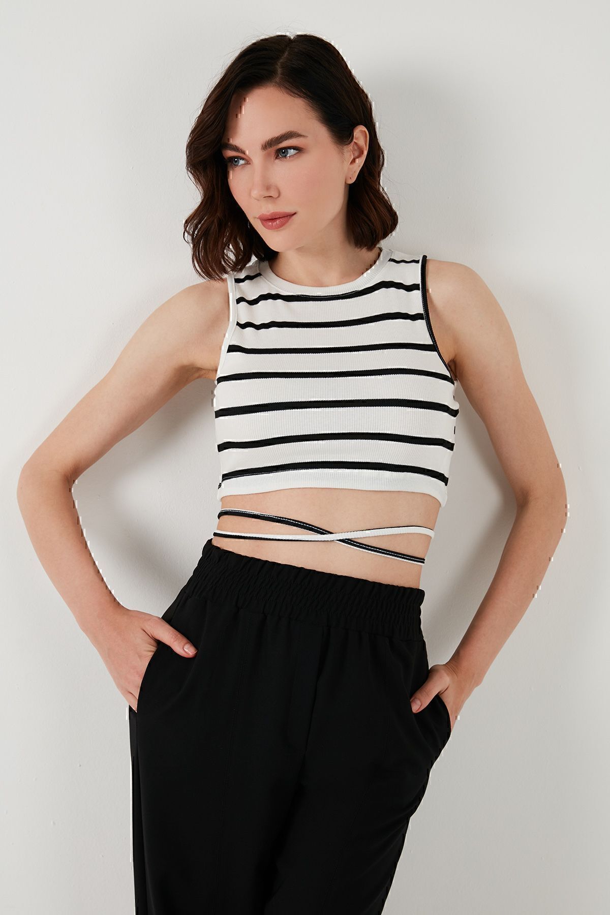 Lela-Ριγέ Slim Fit Δέσιμο Λεπτομερές Crop CROP 5865715 4
