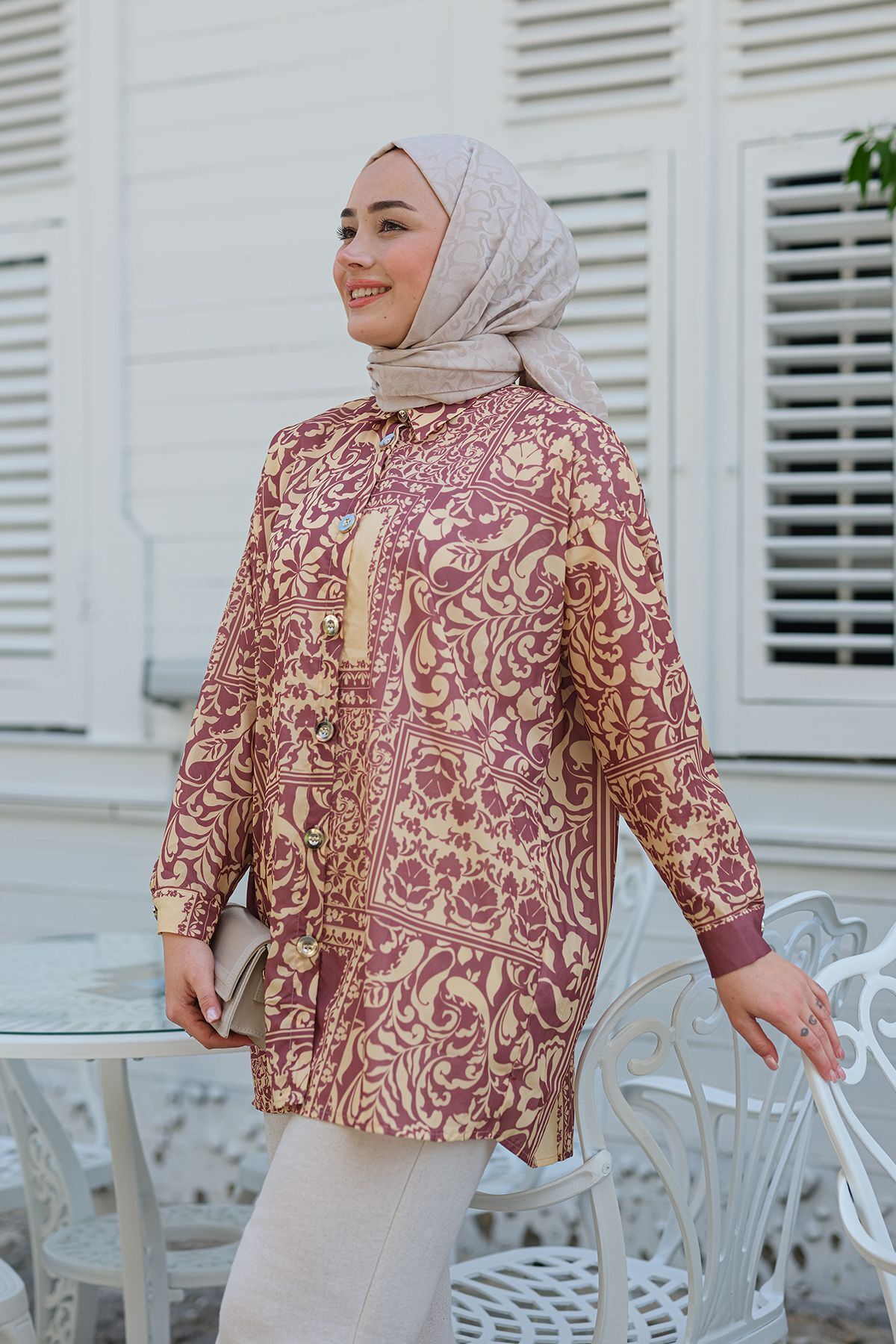 پیراهن پوشیده زرد الگوی قومی اورجینال LOCCO
