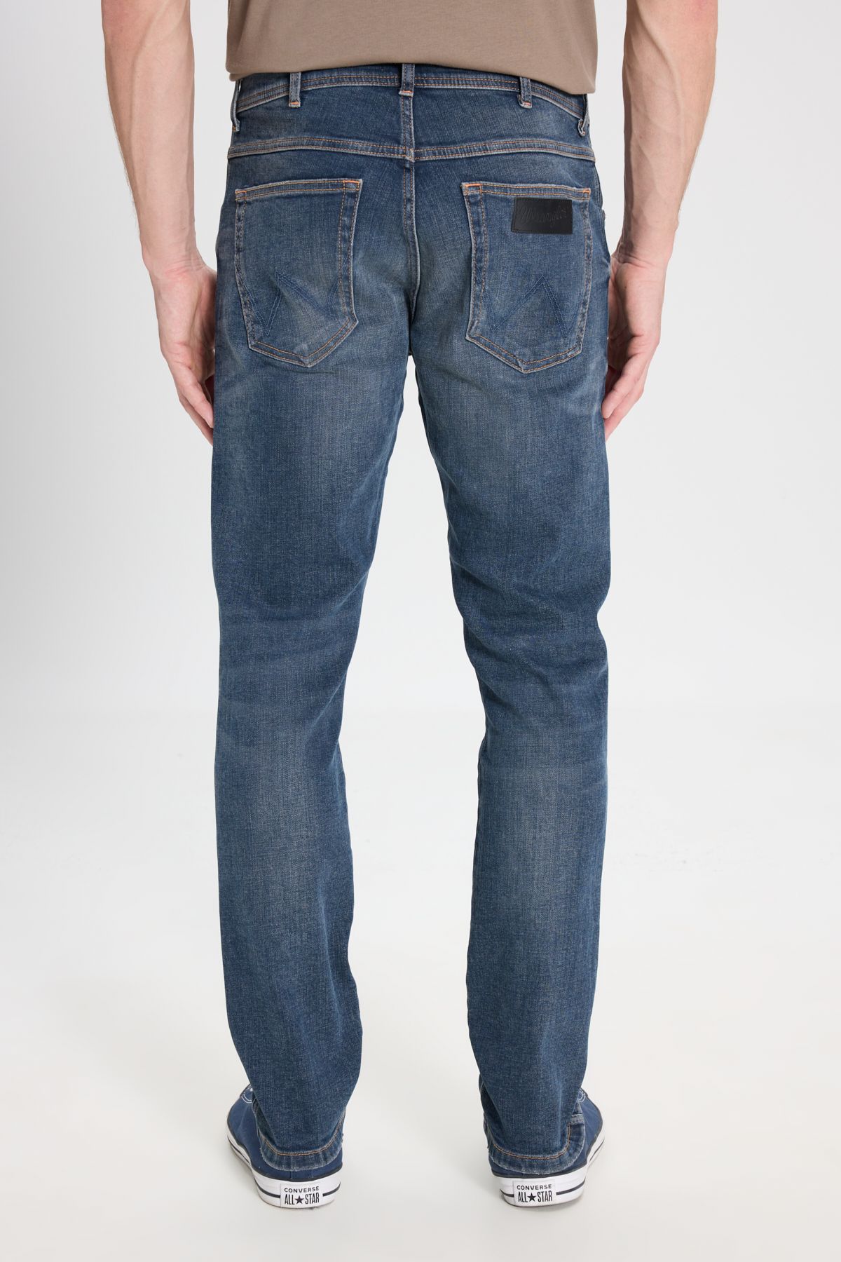 شلوار جین آبی مردانه LARSTON SLIM FIT BRAT BARD کمر کم باریک و انعطاف پذیر Wrangler