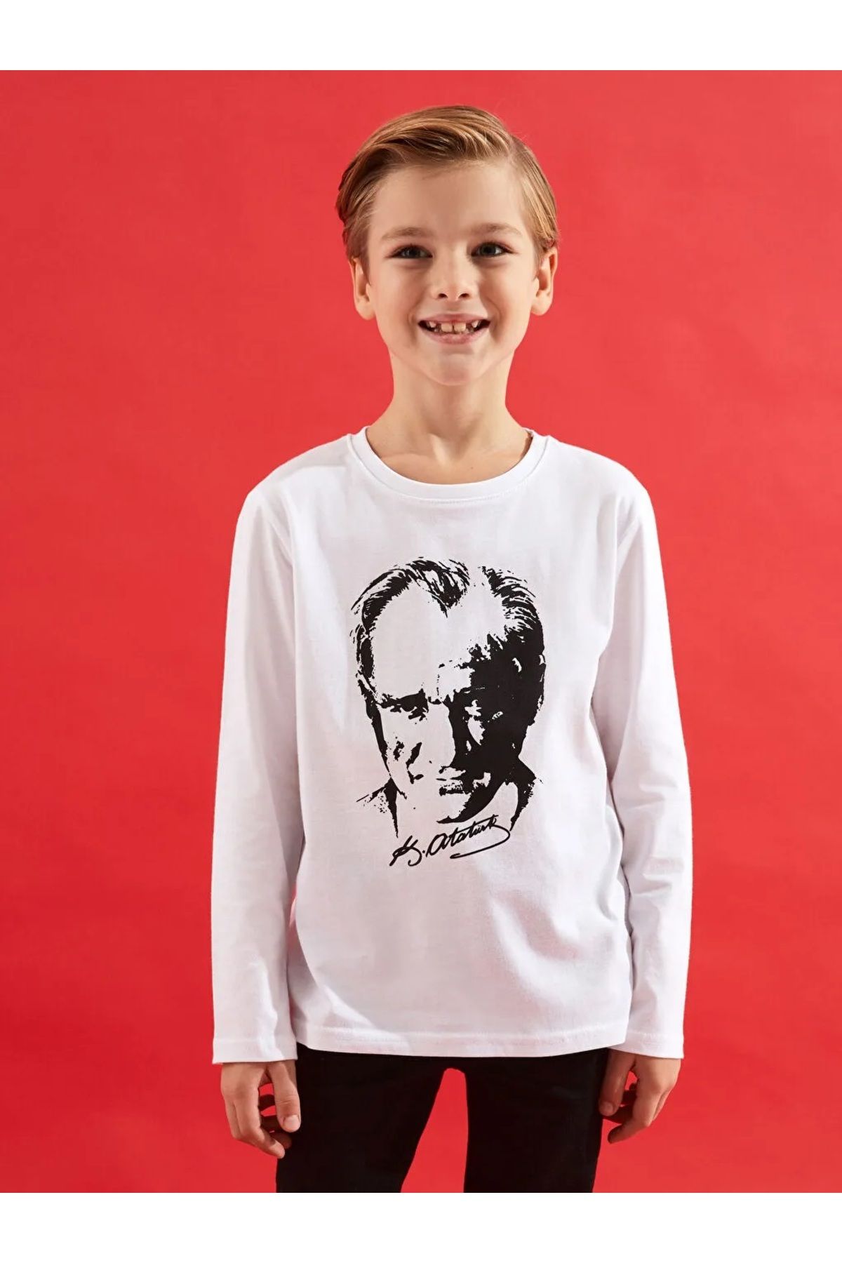 Lizsa Unisex 5-16 Yaş 23 Nisan - 29 Ekim Uzun Kollu Atatürk Baskılı Tshirt