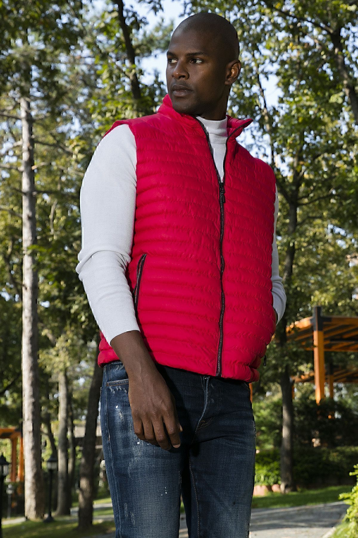 Slim Fit یقه ایستاده مقاوم در برابر آب و باد جلیقه بادی راحت مردانه VEST 649020 Buratti
