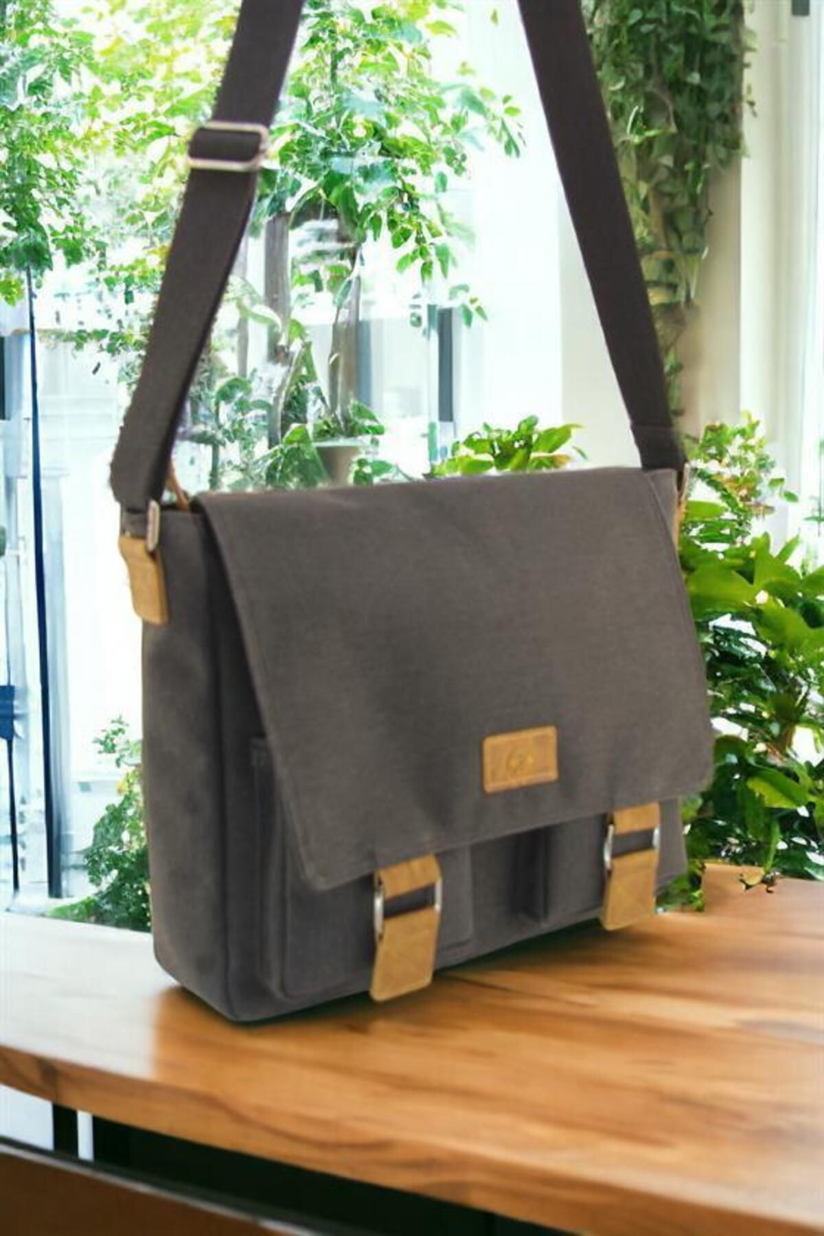 Unisex Siyah Kanvas Su Geçirmez Postacı Iş Okul Evrak Laptop Notebook Çantası (EL ÇANTASI HEDİYELİ)