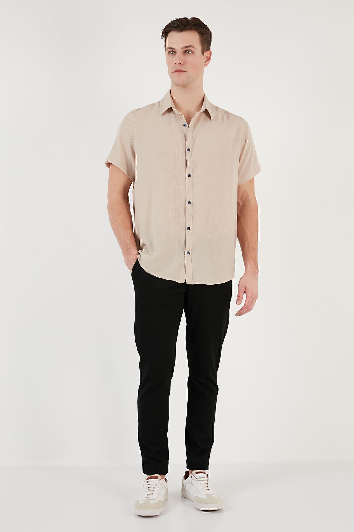 complete the look image