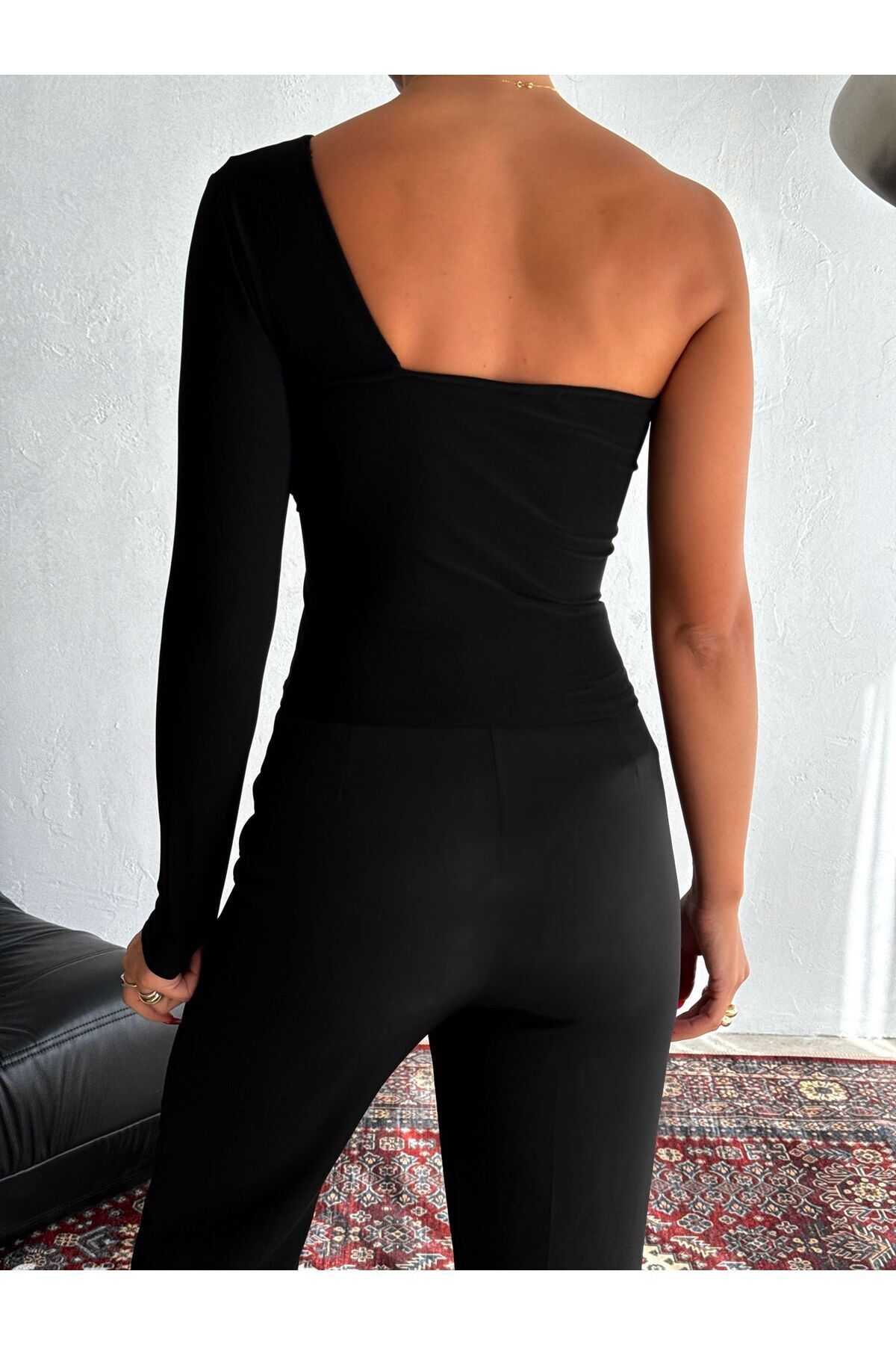 https://cdn.dsmcdn.com/ty1555/product/media/images/ty1555/prod/QC/20240918/18/e35933ba-50cd-37da-a985-608acfb13a2b/1_org_zoom.jpg