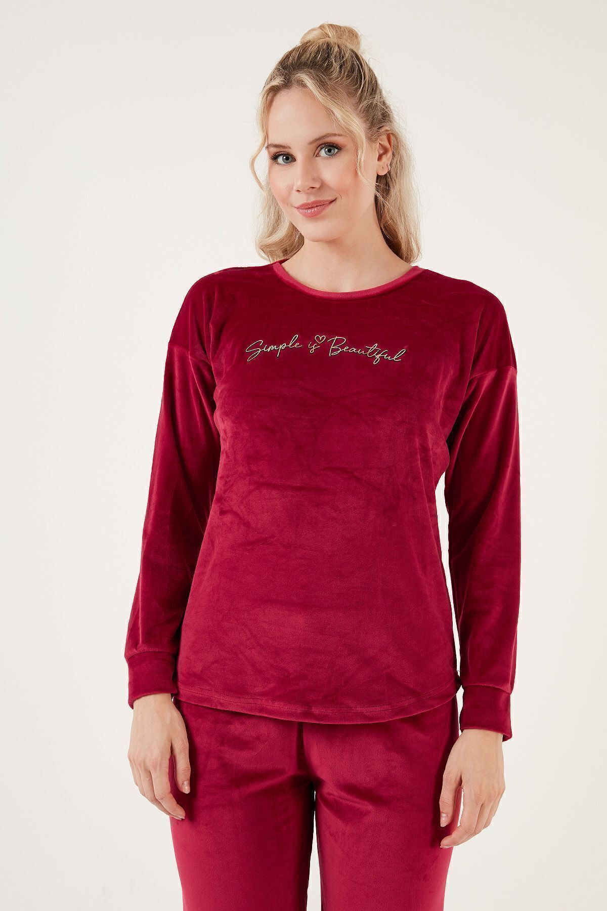 Lela-Regular Fit Soft Textured Velvet Pajama Set PAJAMA SET 6094200 6