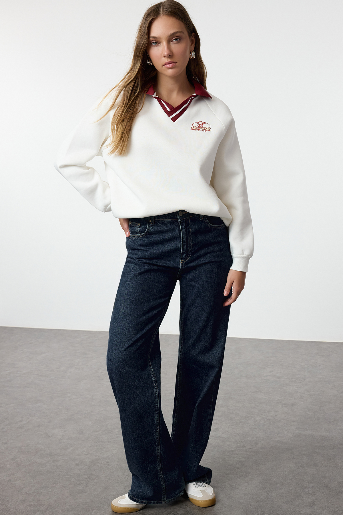 Trendyol Collection Knitted Ecru Sweatshirt - Twoaw25Sw00173