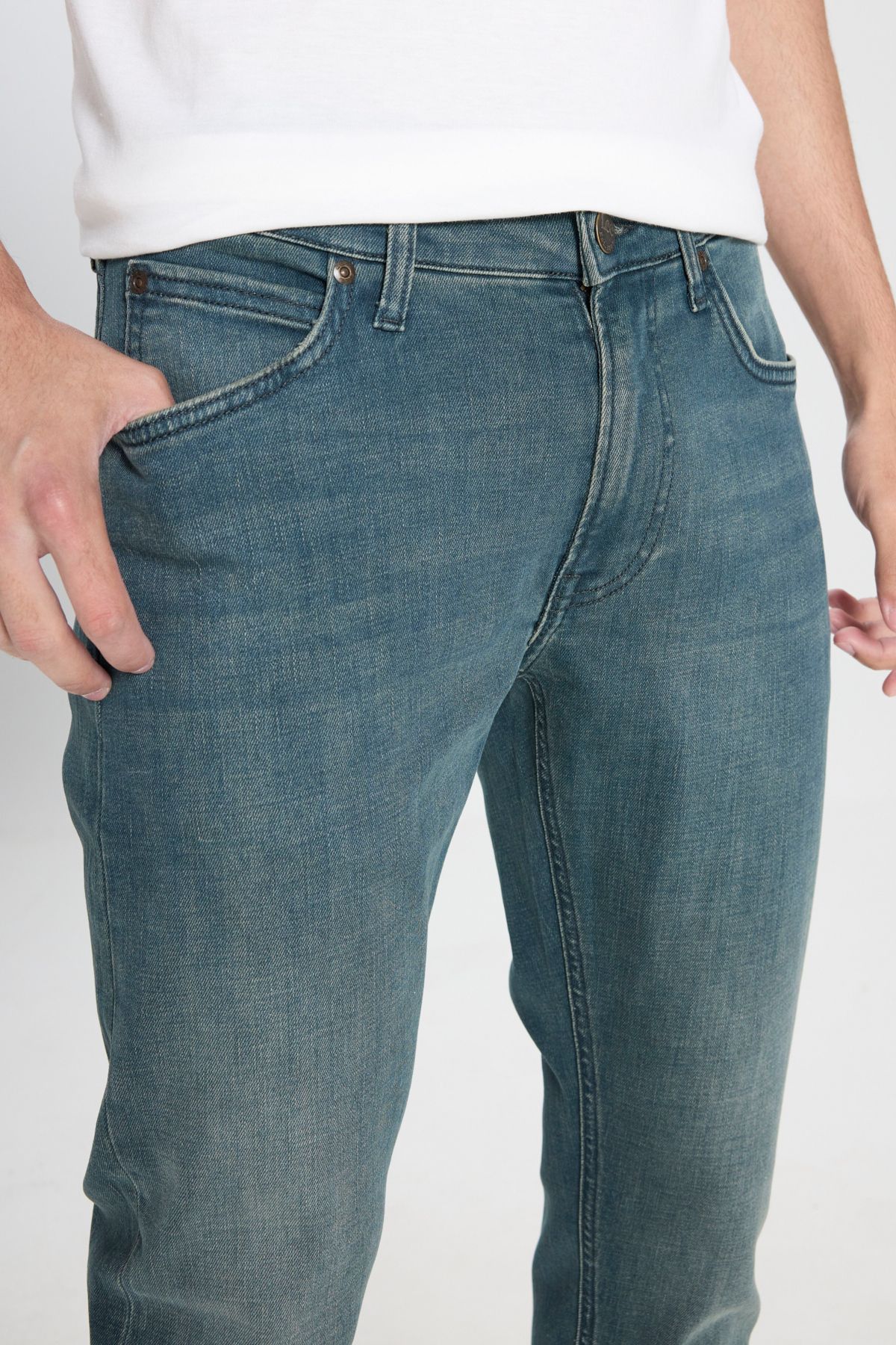 شلوار جین خاکستری مردانه فلکسیبل لوک آبی تیره Lee
