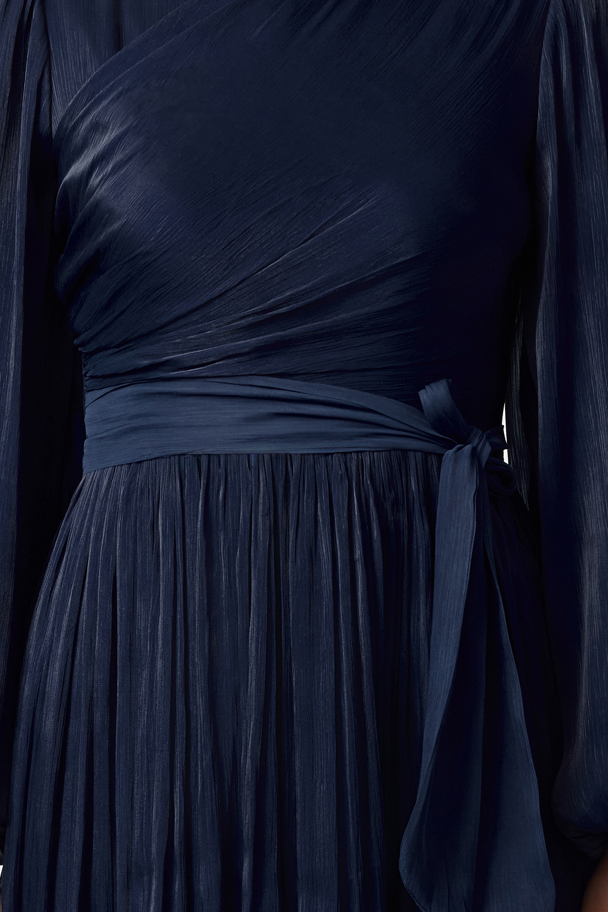 Trendyol Modest-Marineblaues Chiffon-Abendkleid mit Schärpendetail und glitzerndem Futter TCTAW25DB00012 3