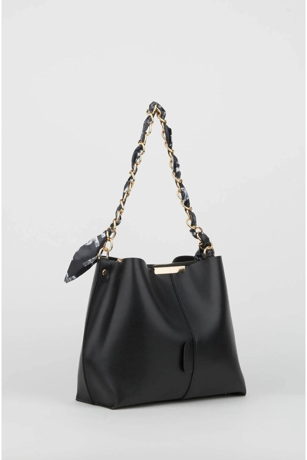 https://cdn.dsmcdn.com/ty1556/product/media/images/ty1551/prod/QC/20240918/00/a2384ea8-f4e4-3882-ade7-294b44d2691a/1_org_zoom.jpg