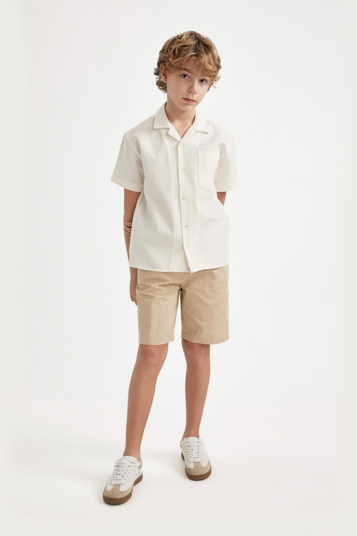 complete the look image