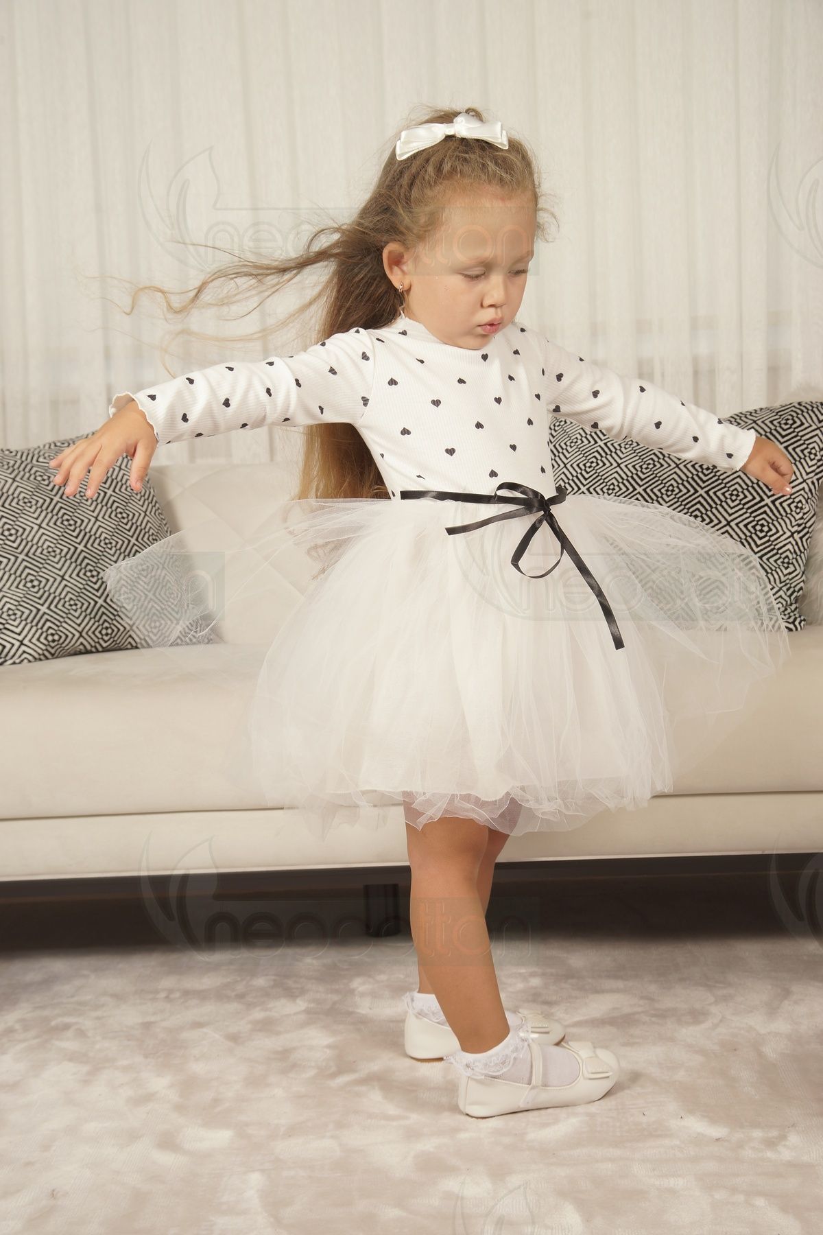 neocotton Kız Bebek-Çocuk Uzun Kollu Doğum Günü ve Özel Günler İçin Kalpli Tüllü Astarlı Elbise fotoğrafı 5 (önizleme)