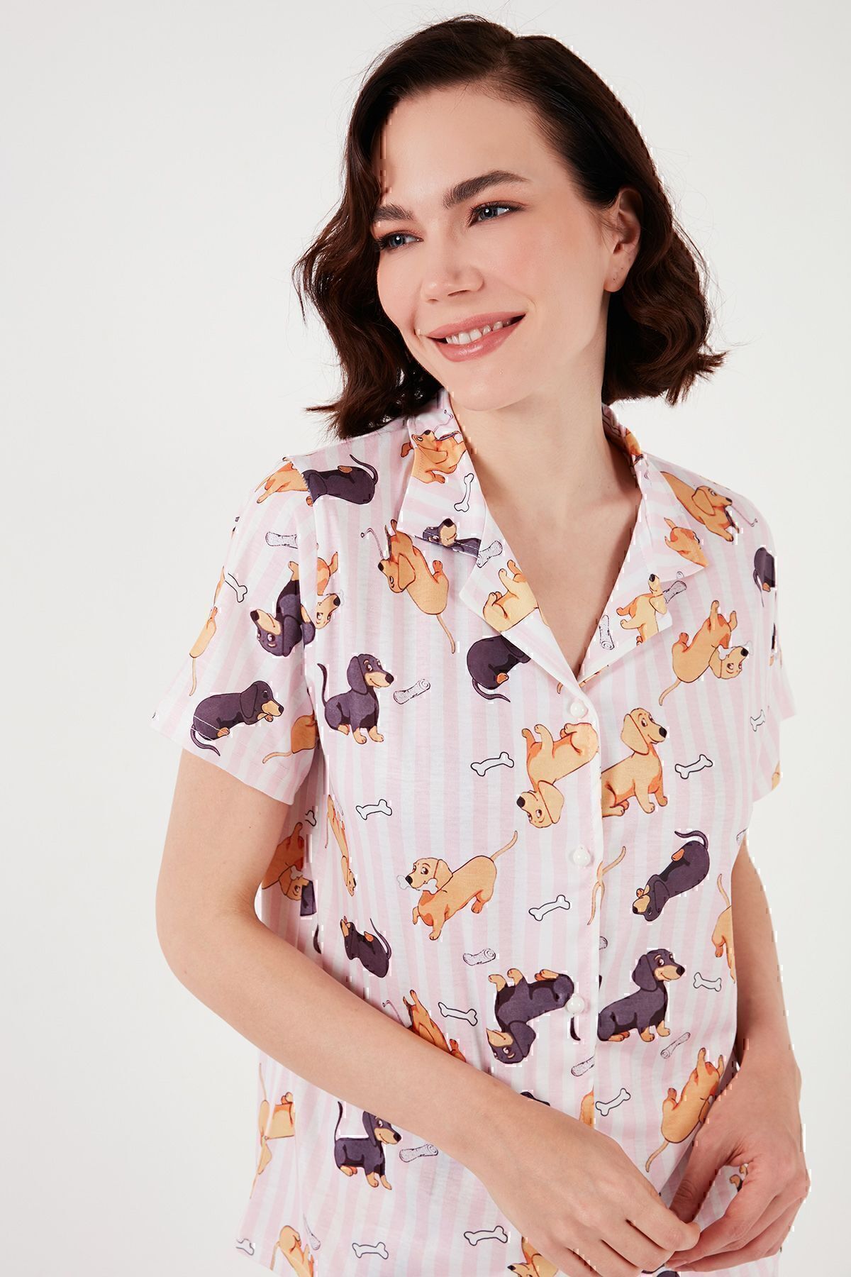 Lela-Set pijama cu model regular fit - mânecă scurtă, guler cămașă, talie elastica6571010 6