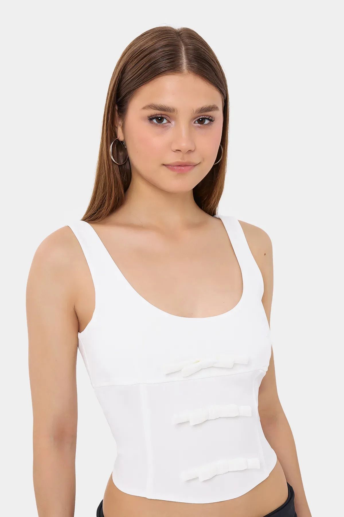 Hiccup-Top bodycon fără mâneci - Detaliu cu fante 4