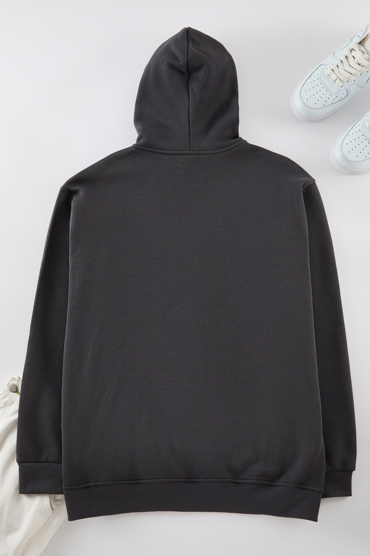 Trendyol Collection-Antracitová fleecová mikina s kapucí – Regular Fit Tmnaw25Ao00007 8